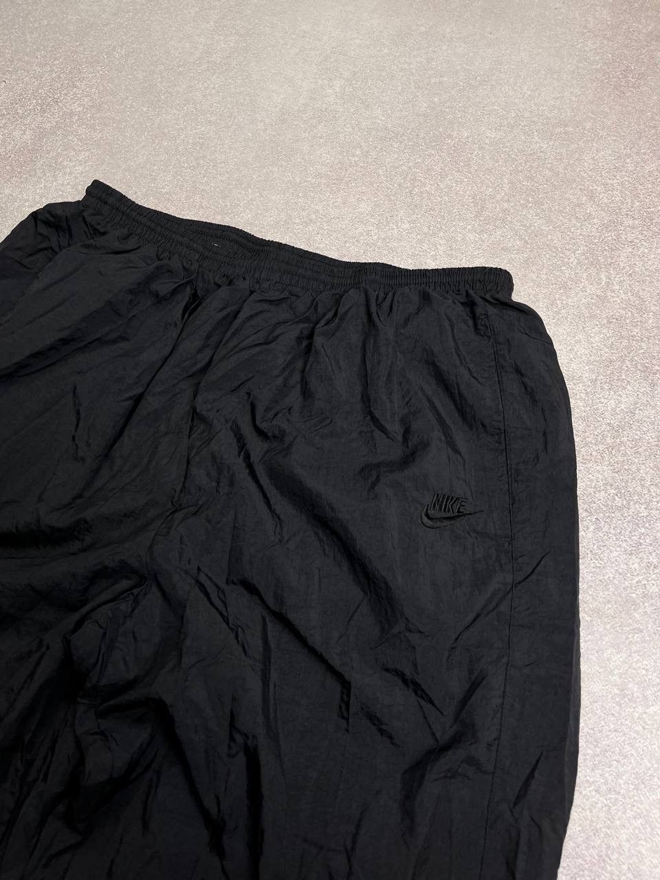 Nike × Vintage Vintage Nike Swoosh Baggy Nylon Trackpants Y2K 34 Size US 34 / EU 50 - 7 Thumbnail