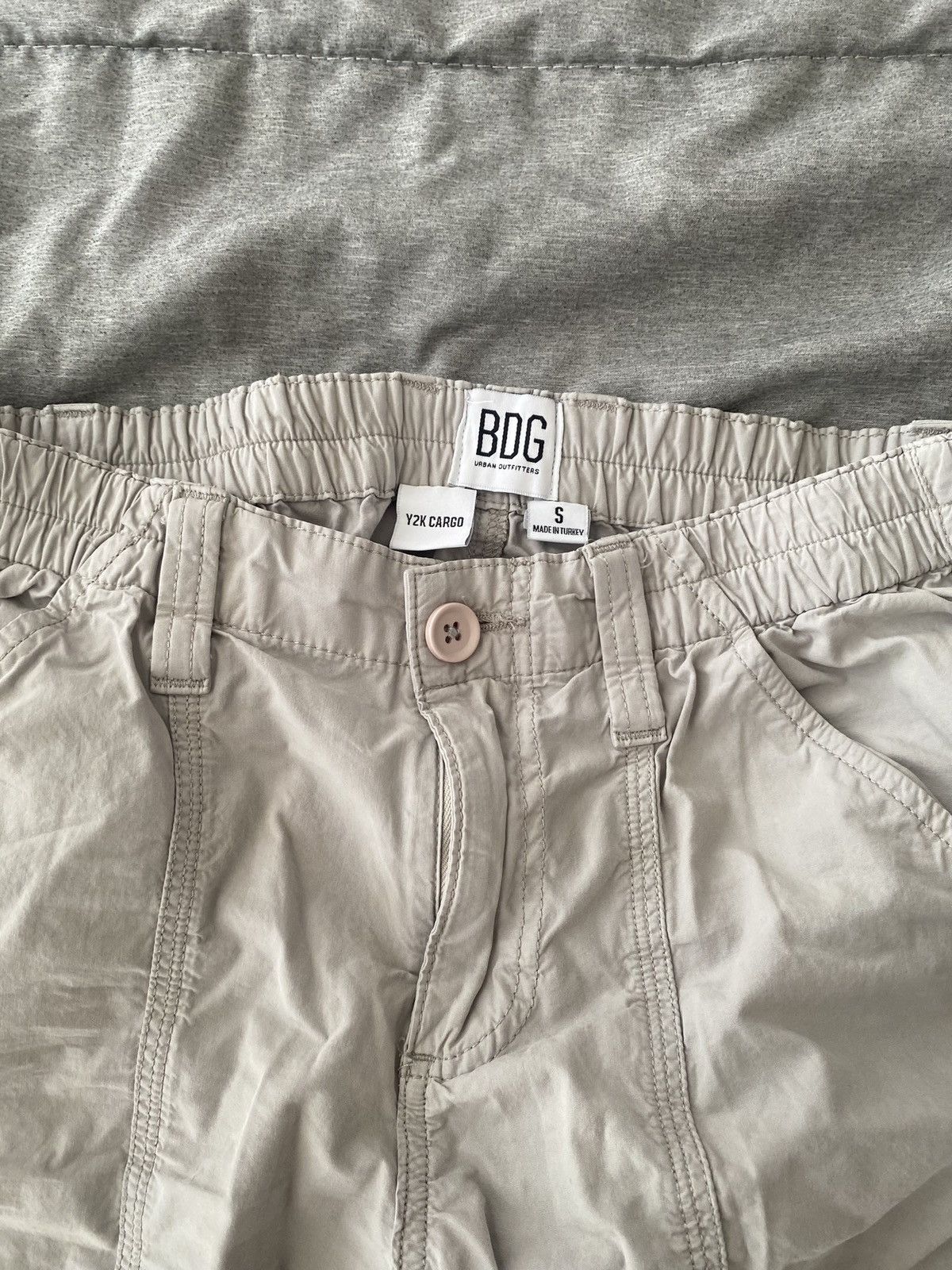 Bdg × Urban Outfitters Y2K Multi-Pocket Cargo Pants Size 24" / US 00 / IT 34 - 6 Thumbnail