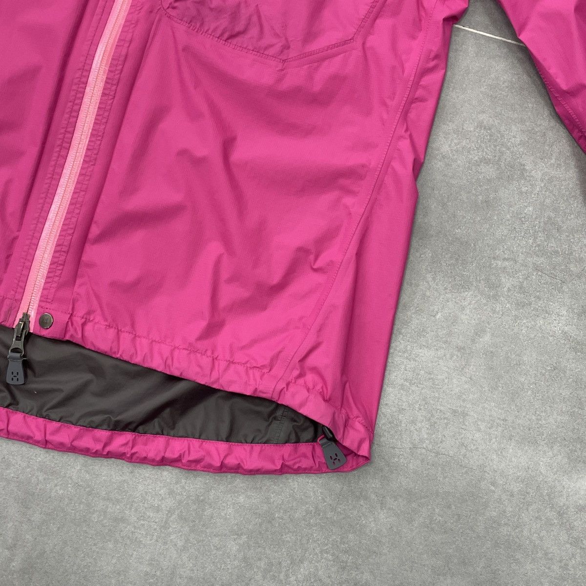 Haglofs Haglofs Lim Women Gore-Tex Jacket Size L Size L / US 10 / IT 46 - 7 Thumbnail
