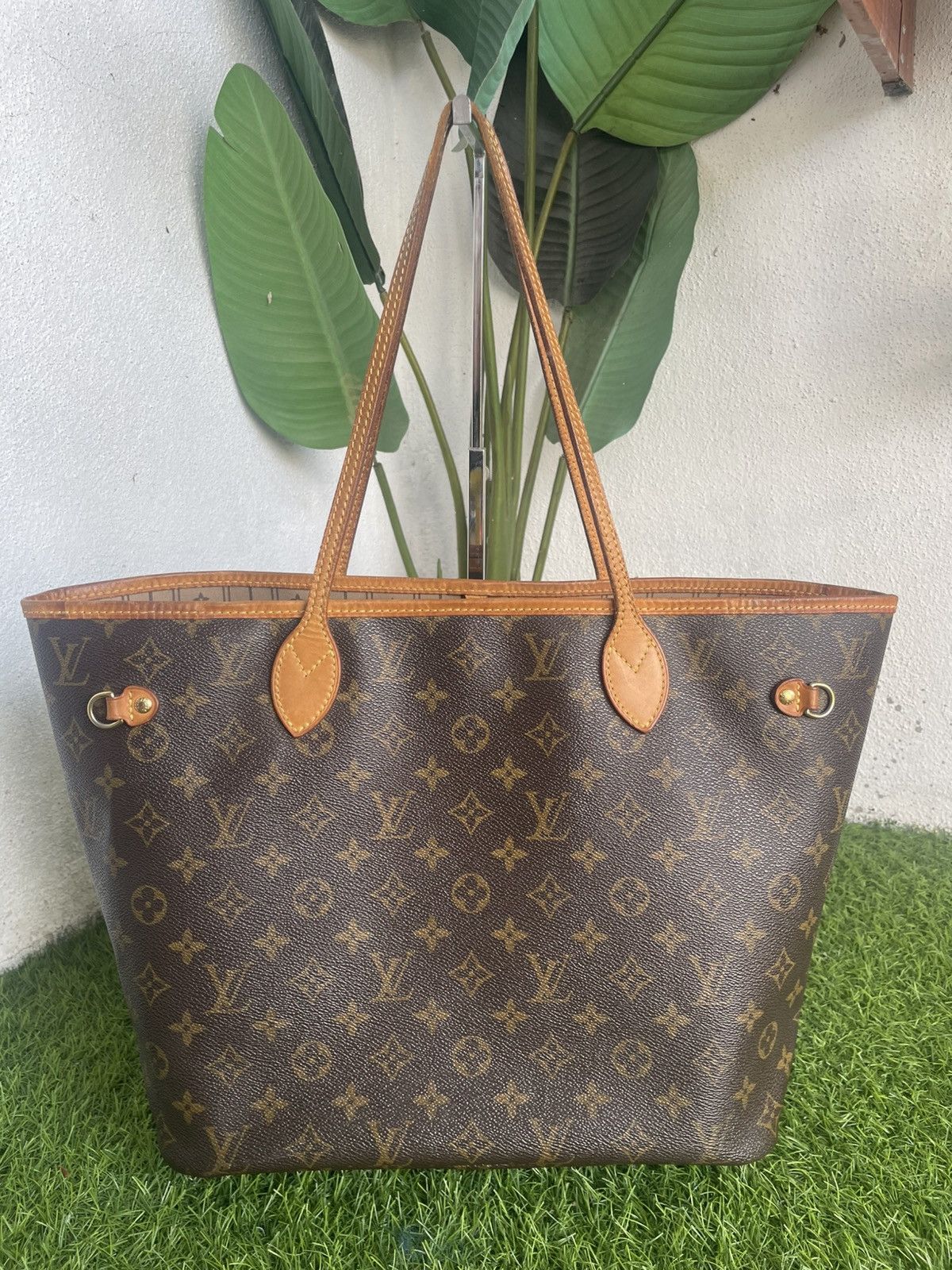 Louis Vuitton Authentic LOUIS VUITTON Neverfull Size ONE SIZE - 1 Thumbnail