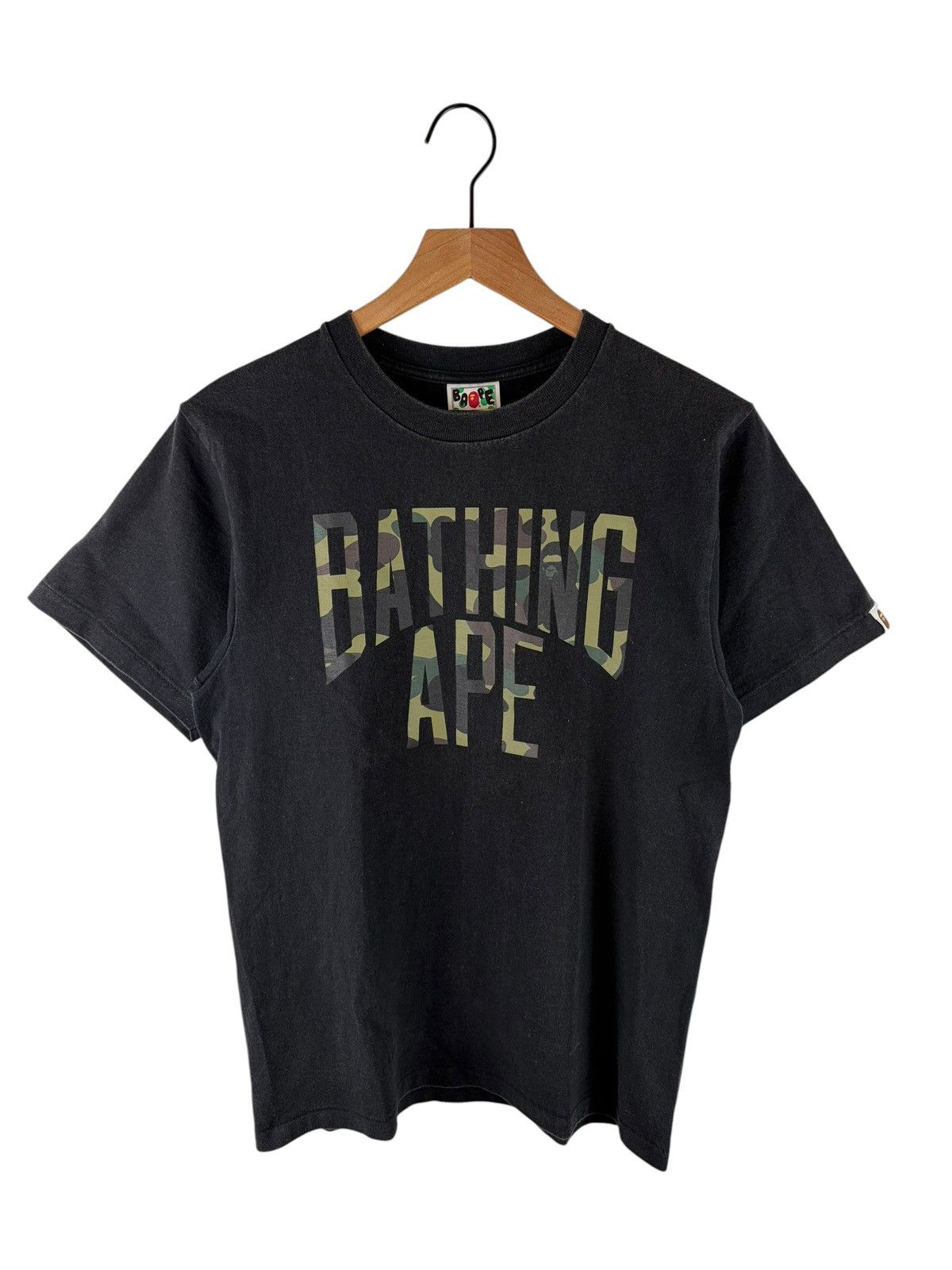 Bape Bape 1st Camo Logo Print Tee Size US S / EU 44-46 / 1 - 1 Thumbnail