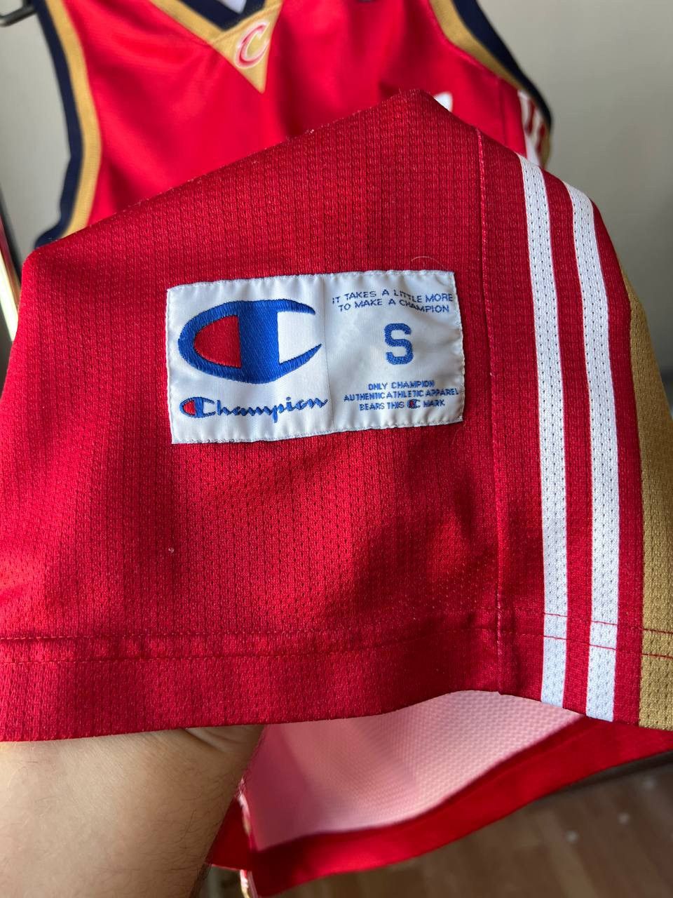 NBA CLEVELEND CAVALIERS #23 JAMES BASKETBALL CHAMPION JERSEY S Size US S / EU 44-46 / 1 - 8 Thumbnail