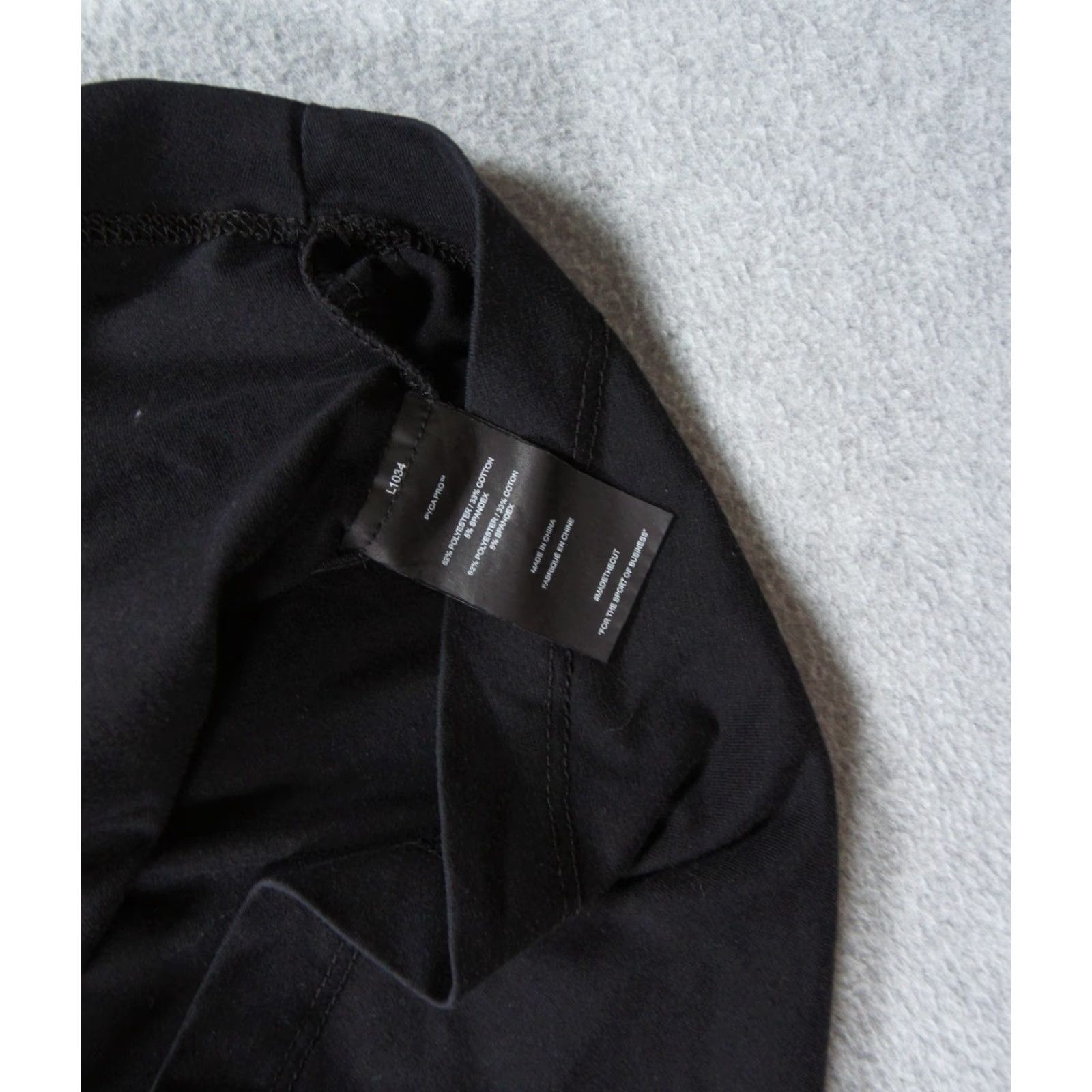 Cuts Cuts Shirt Mens Large Black Henley Long Sleeve Curve Hem Stretch Casual Adult Shirt Mens Large Black Henley Long Sleeve Curve Hem Stretch Casual Adult Size US L / EU 52-54 / 3 - 7 Thumbnail