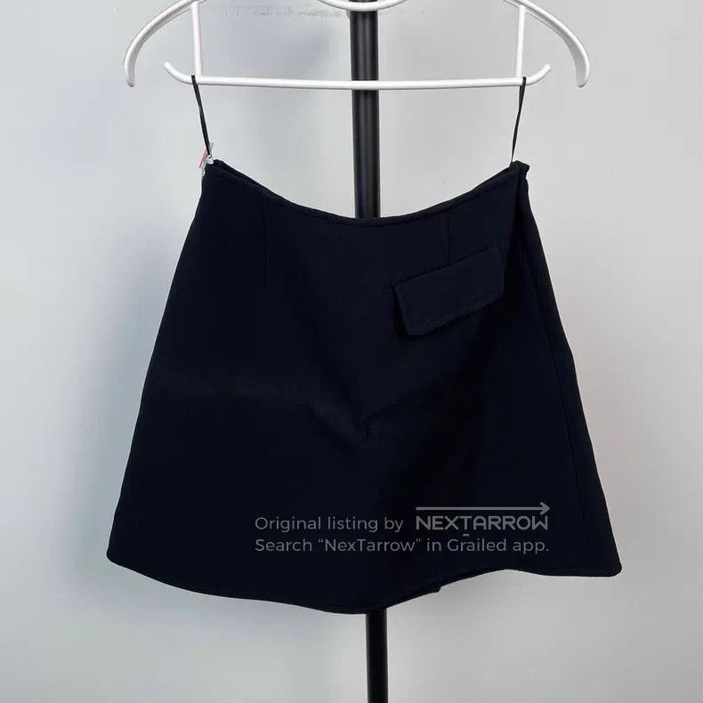 Louis Vuitton Louis Vuitton Black A-line skirt Size 35" - 2 Thumbnail