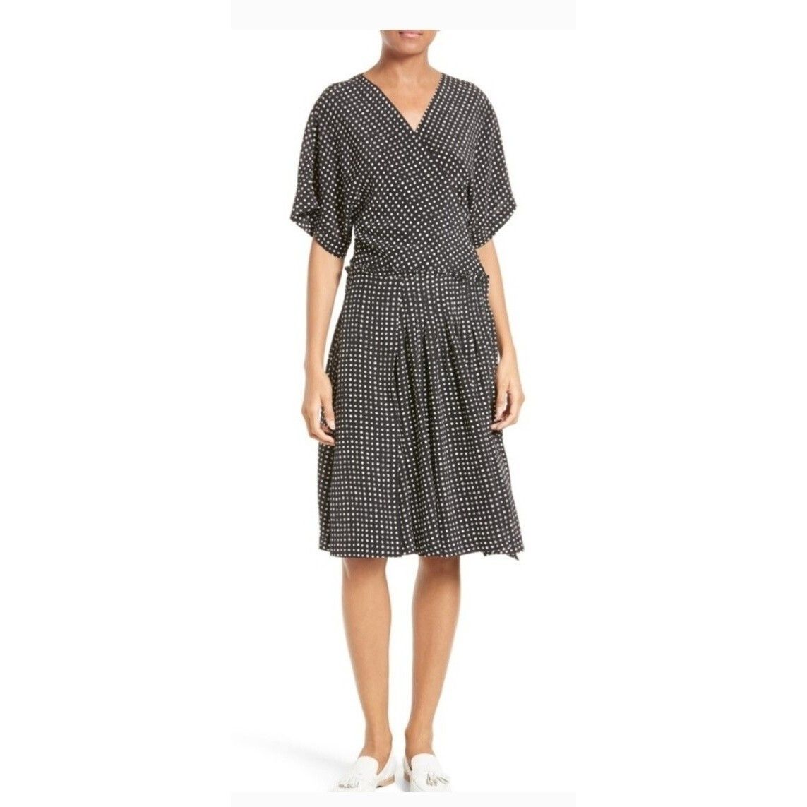 Diane von Furstenberg Diane von furstenberg polka dot silk wrap dress Size 0 Size XS / US 0-2 / IT 36-38 - 1 Thumbnail