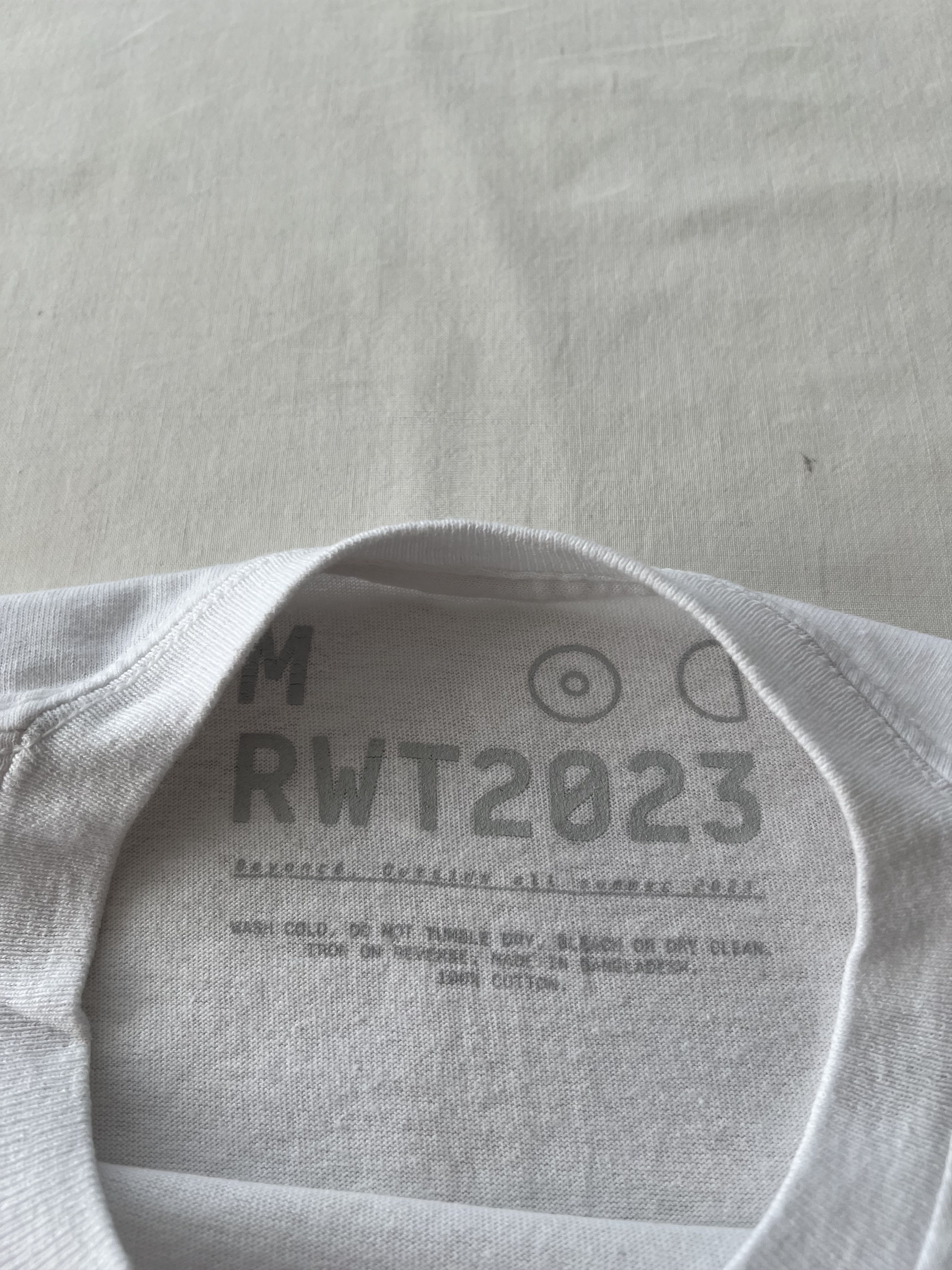 Band Tees Beyonce Renaissance World Tour 2023 White T-shirt Size US M / EU 48-50 / 2 - 9 Thumbnail