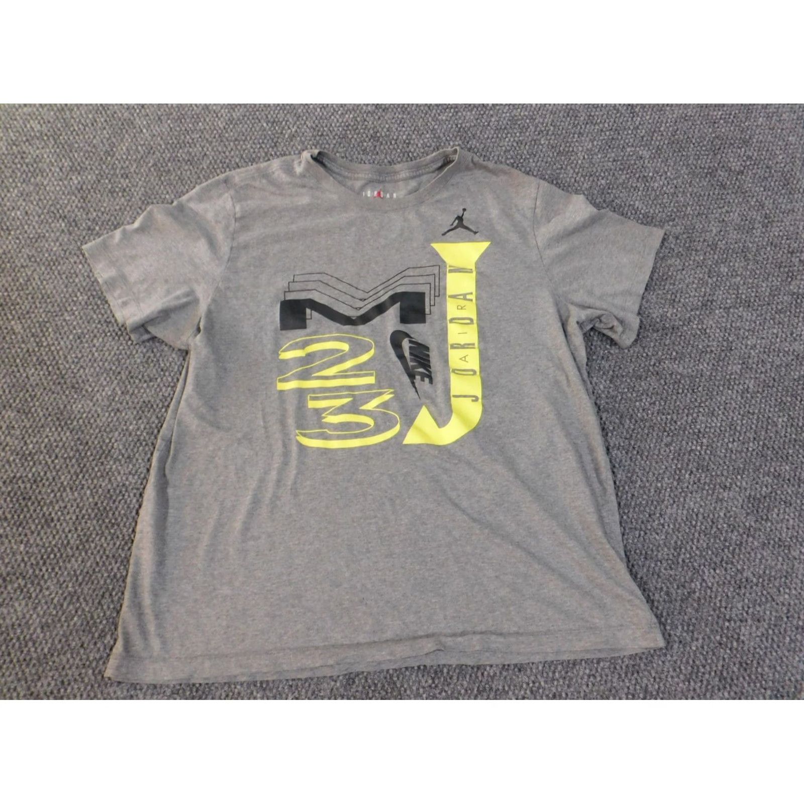 Jordan Brand Nike Jordan Shirt Mens XL Gray Graphic tee MJ Casual Crew Neck Short Sleeve Cotton T-Shirt Logo Classic Breatherable (Breathable) Size US XL / EU 56 / 4 - 3 Thumbnail