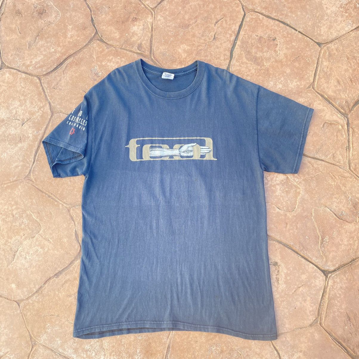 Band Tees Thrashed Faded Vintage Y2K Tool Band Alien ERD GRUNGE TSHIRT Size US L / EU 52-54 / 3 - 2 Thumbnail