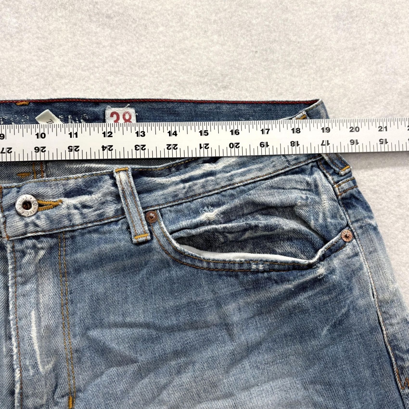 Guess Guess The Cliff Loose Fit Jeans Mens 38x30 Blue Light Wash Distressed Denim Y2K Size US 38 / EU 54 - 7 Thumbnail
