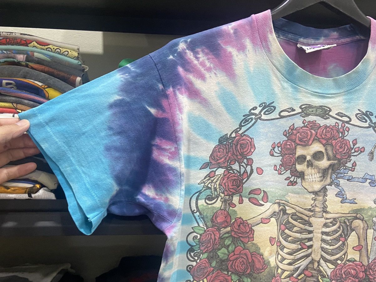 Band Tees × Grateful Dead × Vintage Vintage 1995s Grateful Dead Tie Dye Jerry Garcia tour TSHIRT Size US L / EU 52-54 / 3 - 7 Thumbnail