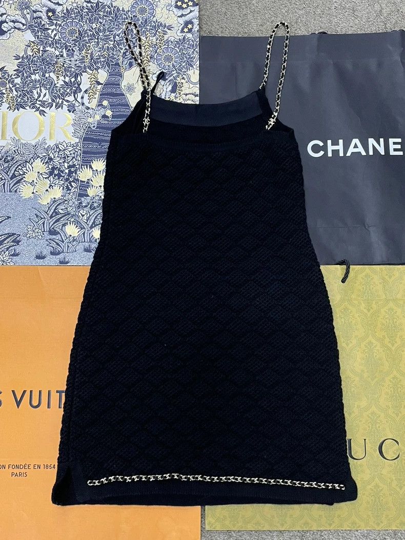 Chanel Chanel Black leather chain cashmere suspender dress Size XS / US 0-2 / IT 36-38 - 3 Thumbnail