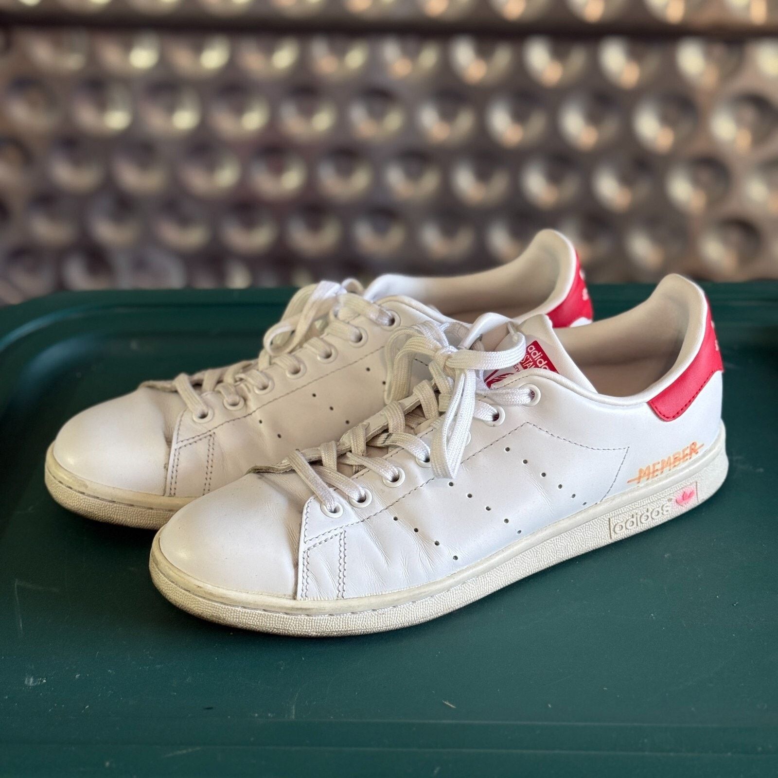 Adidas Adidas Stan Smith White Red Athletic Casual Shoes Size 9.5 Size US 9.5 / EU 42-43 - 1 Thumbnail