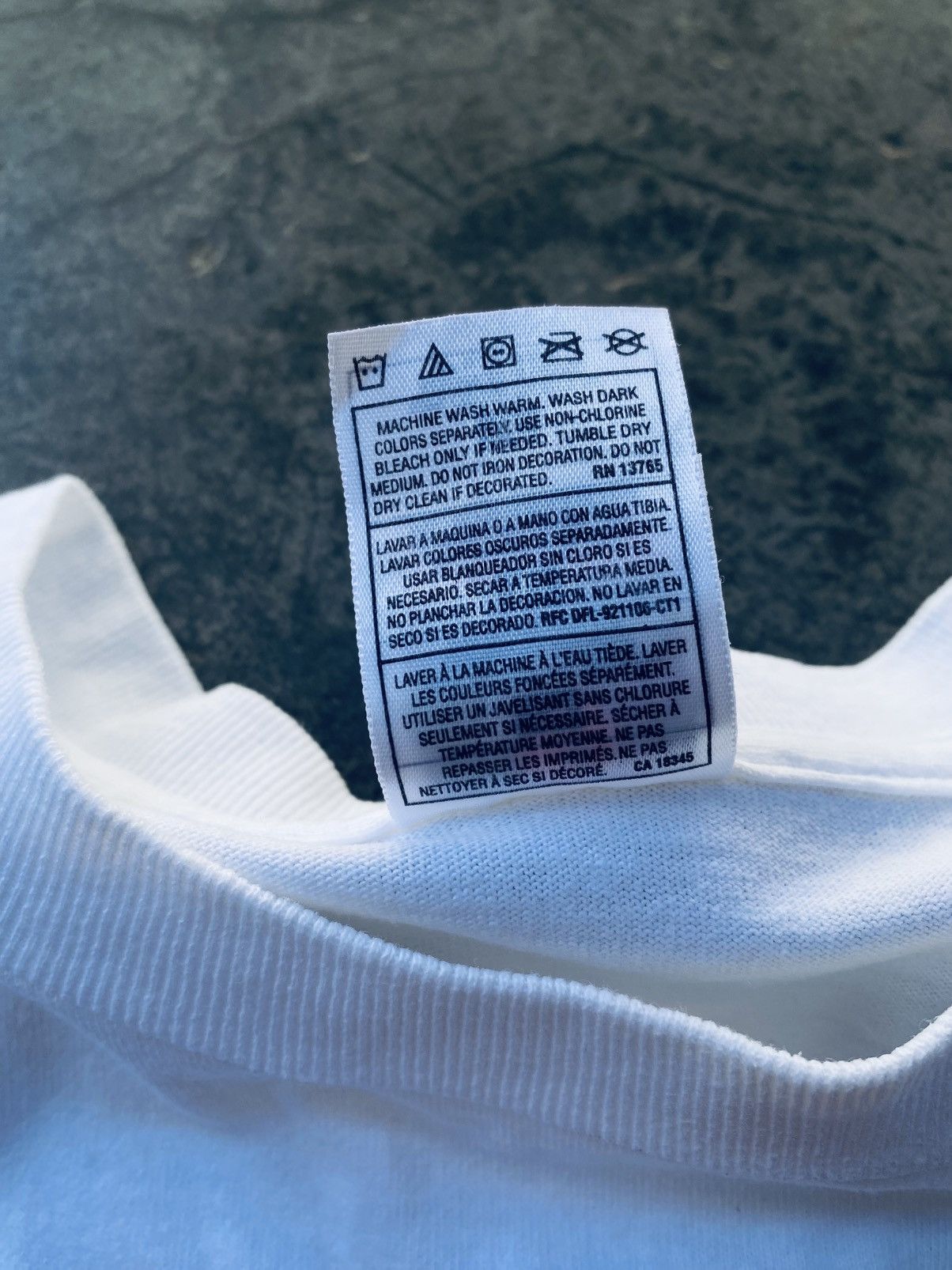 Vintage Vintage Barbara Kruger Art Tees Size US S / EU 44-46 / 1 - 8 Thumbnail