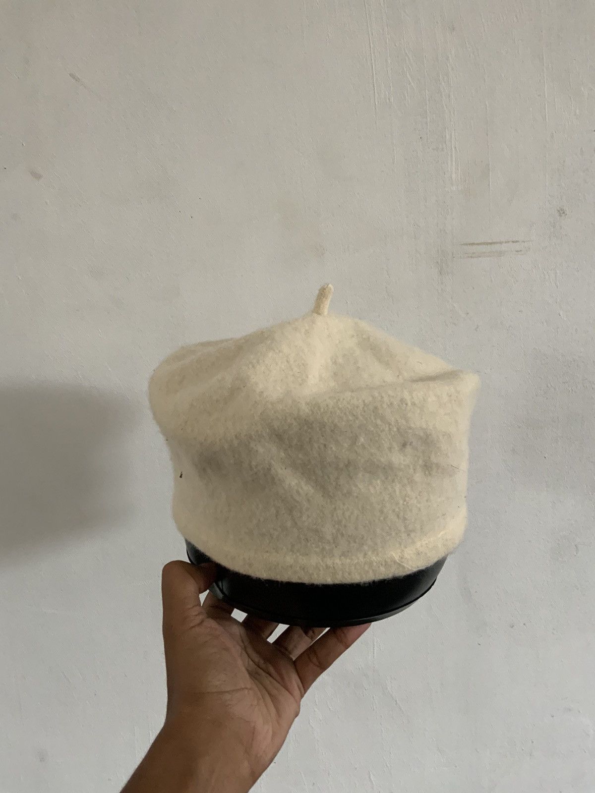 Barrett Mohair Fur Barett White Streetwear Hat Size ONE SIZE - 1 Thumbnail