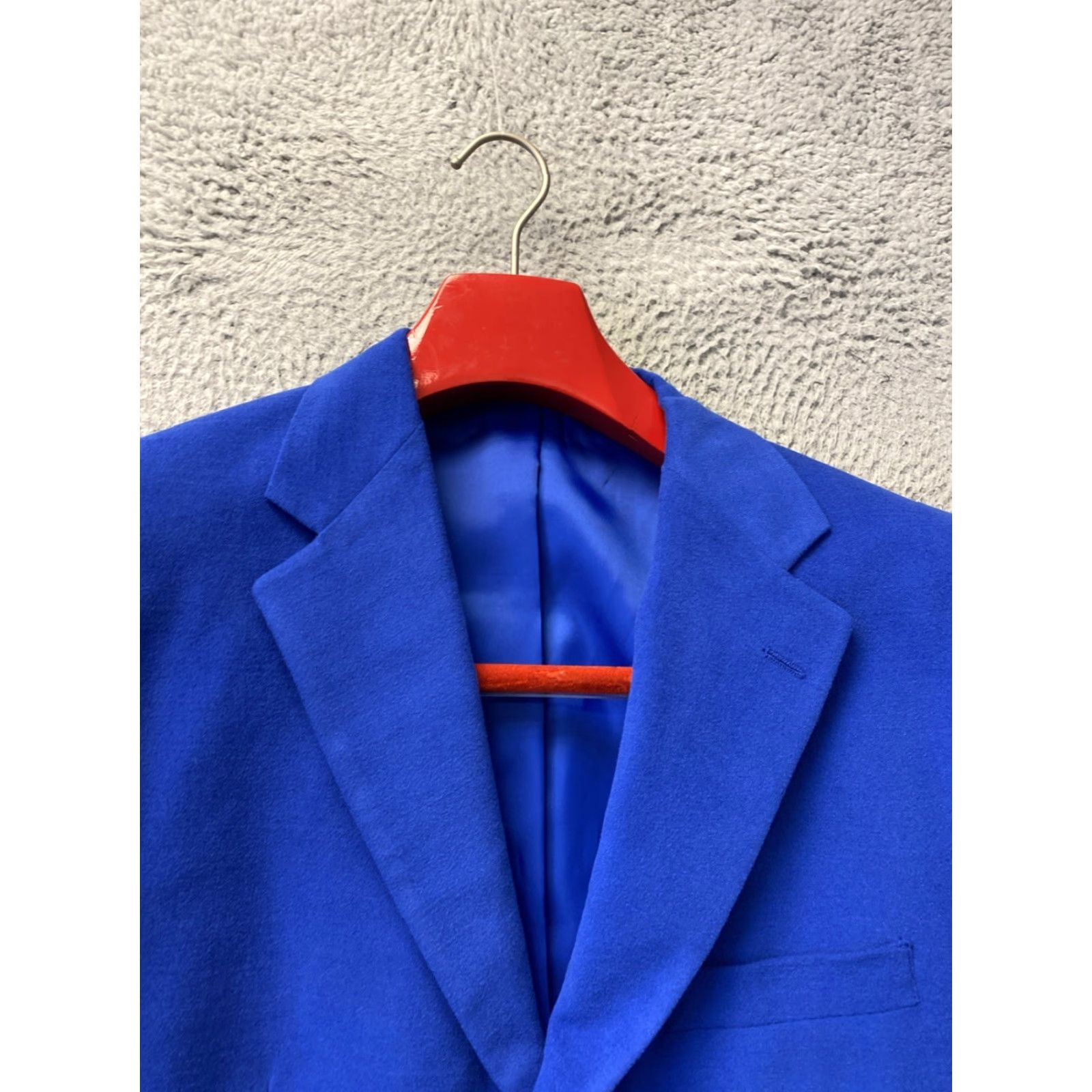 Vintage Cordovan & Grey 3 Button Polyester Blend Jacket Coat Sport Coat Regular Fit Velvet Solid Pattern Men 40 Royal Blue /149-11 40 R Blue Size US XXS / EU 40 - 3 Thumbnail