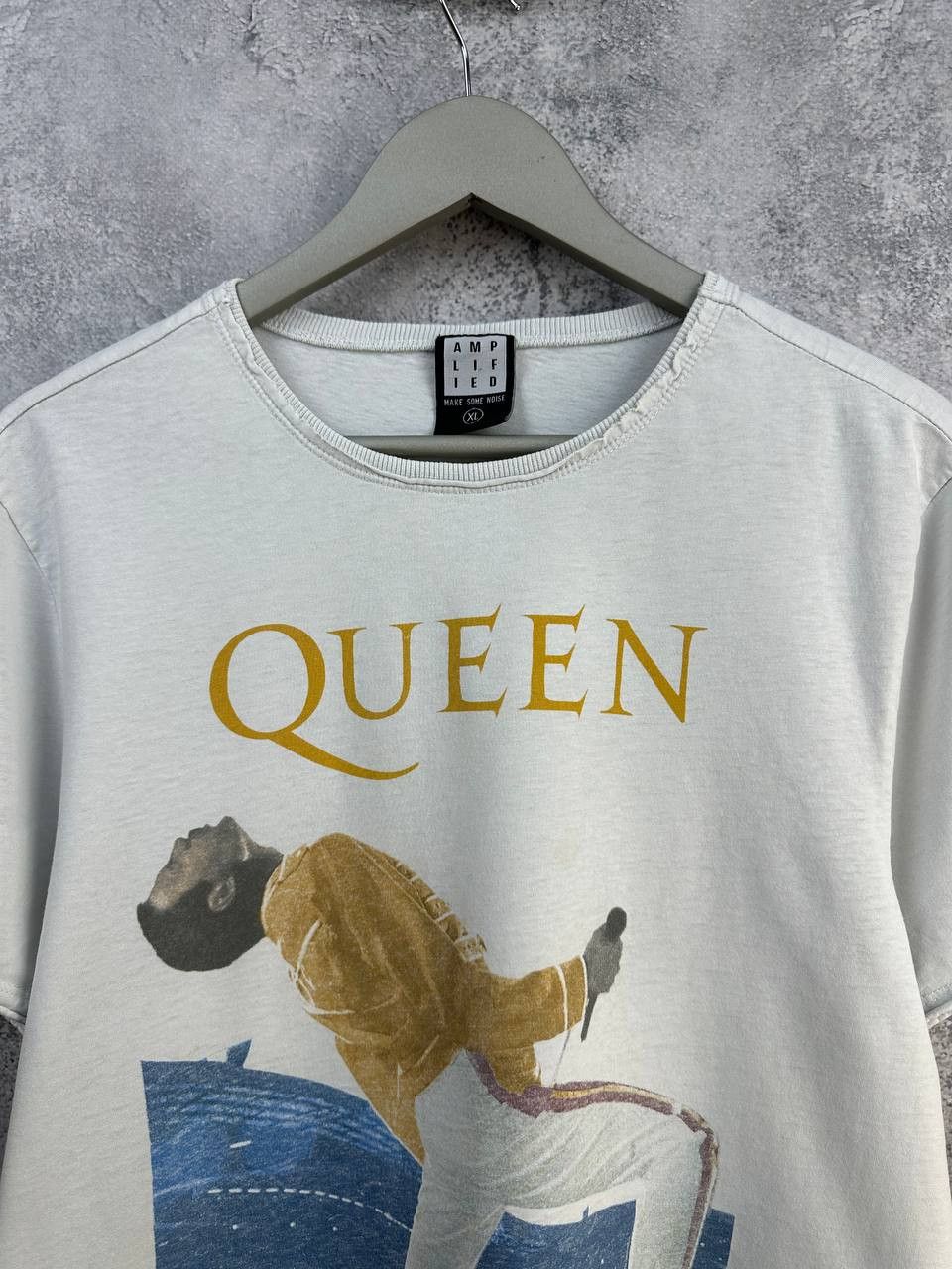 Amplified Amplified x Queen Freddie Mercury Distressed Graphic T-Shirt Size US XL / EU 56 / 4 - 4 Thumbnail