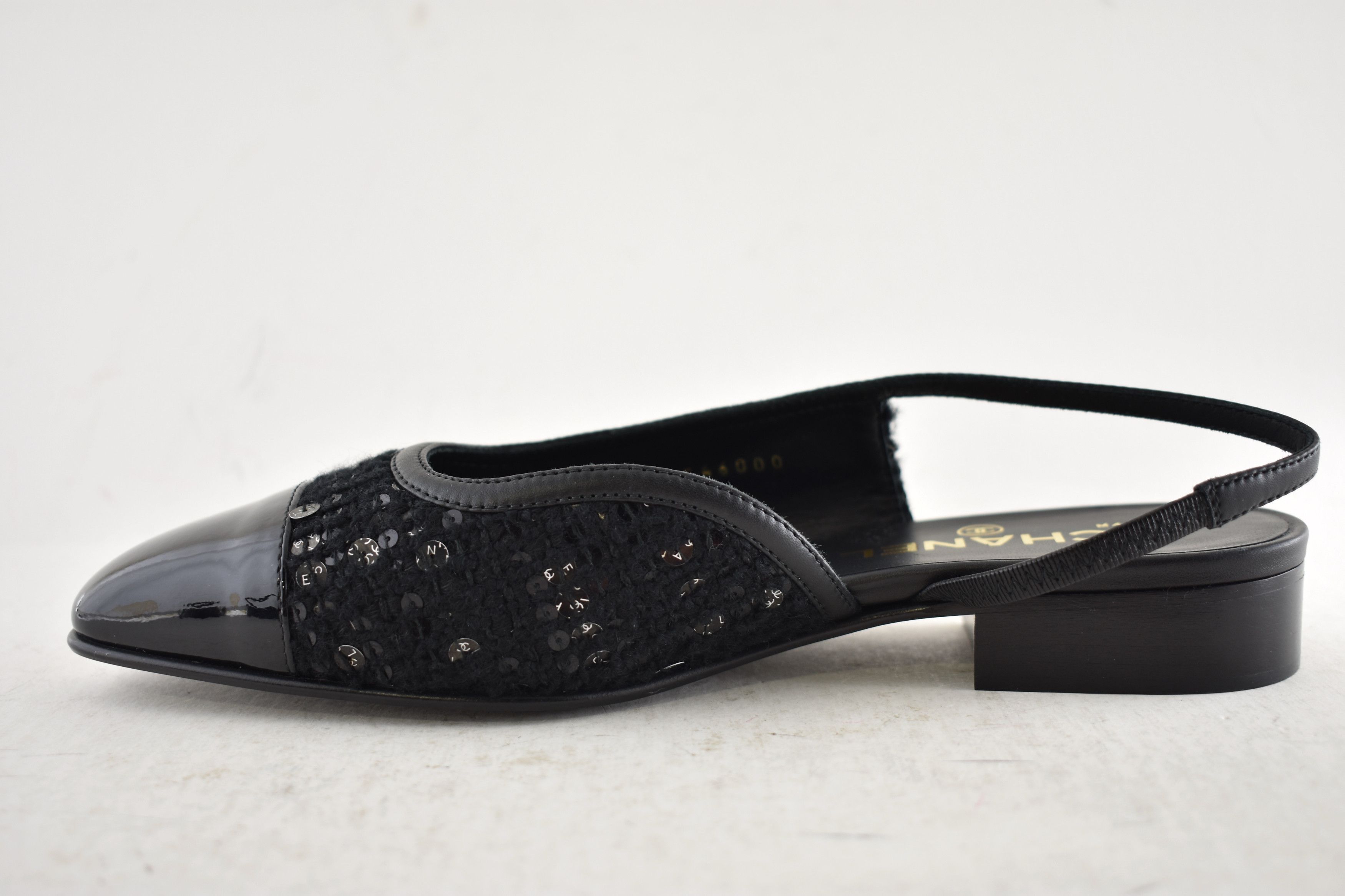 Chanel Chanel 24K Black Tweed CC Logo Slingback Ballet Flat 37 Size US 7 / IT 37 - 16 Thumbnail
