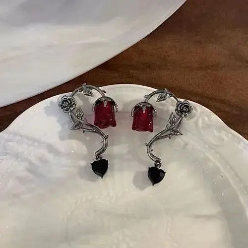 Japanese Brand × Vintage Vintage Barbed Rose Earrings Size ONE SIZE - 1 Thumbnail