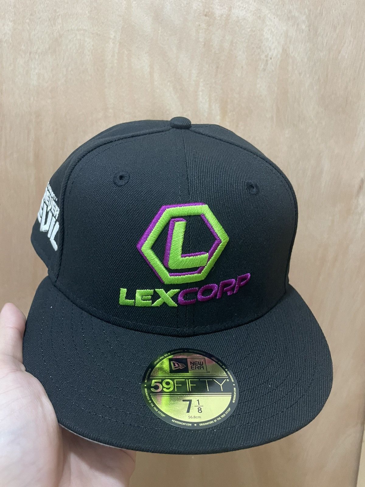DC Comics × New Era SUPERMAN™ LEX CORP® LEX LUTHOR™ DC COMICS™ FORVER EVIL 7 1/8 Size ONE SIZE - 1 Thumbnail