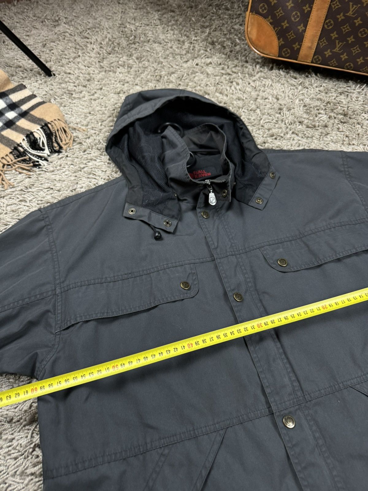 Fjallraven × Vintage Vintage Fjallraven light jacket original outdoors item Size US L / EU 52-54 / 3 - 7 Thumbnail