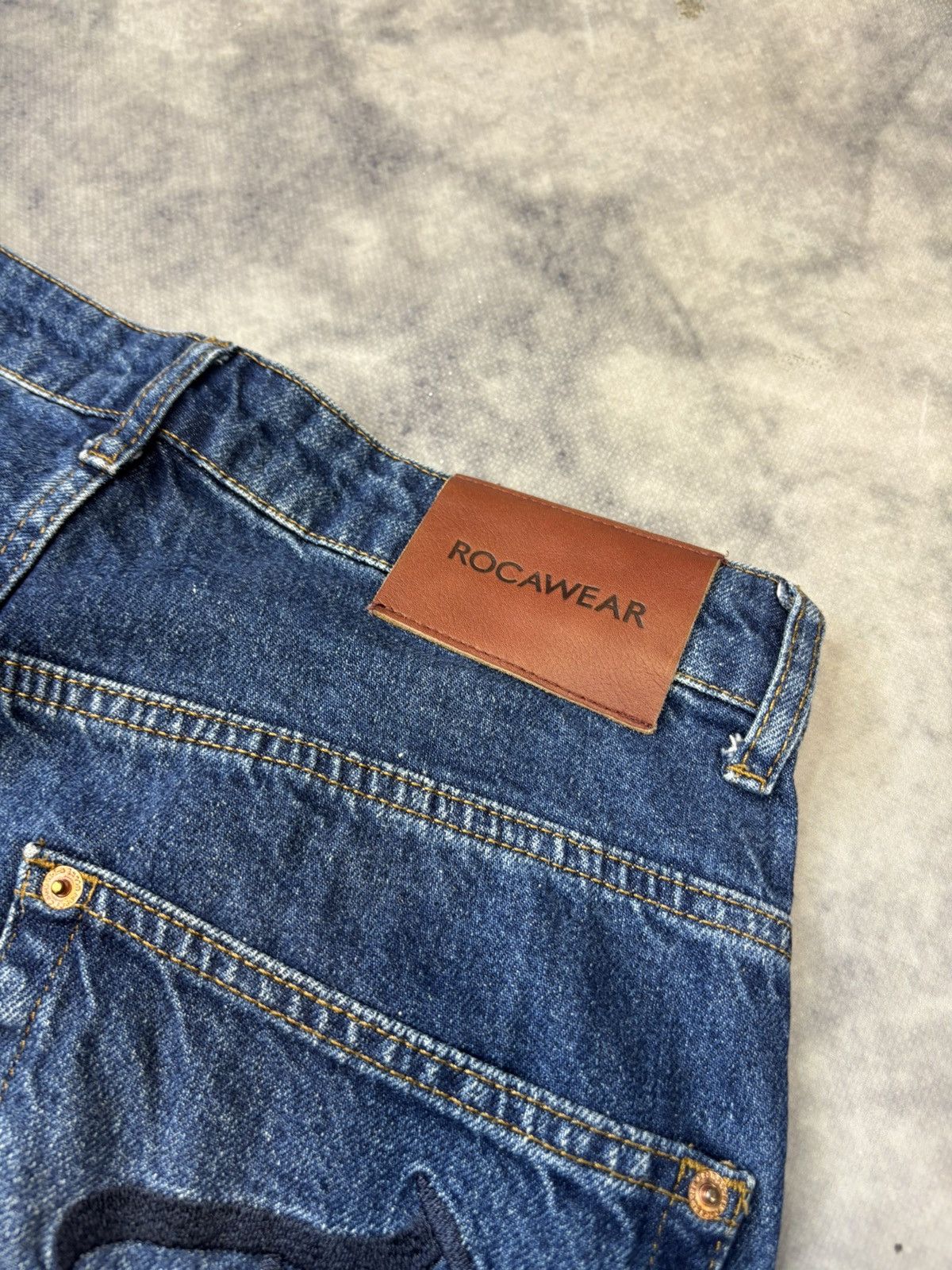 Rocawear × Vintage Vintage Rocawear Jeans Denim Baggy Rap Hip Hop Jnco style Size US 30 / EU 46 - 3 Thumbnail