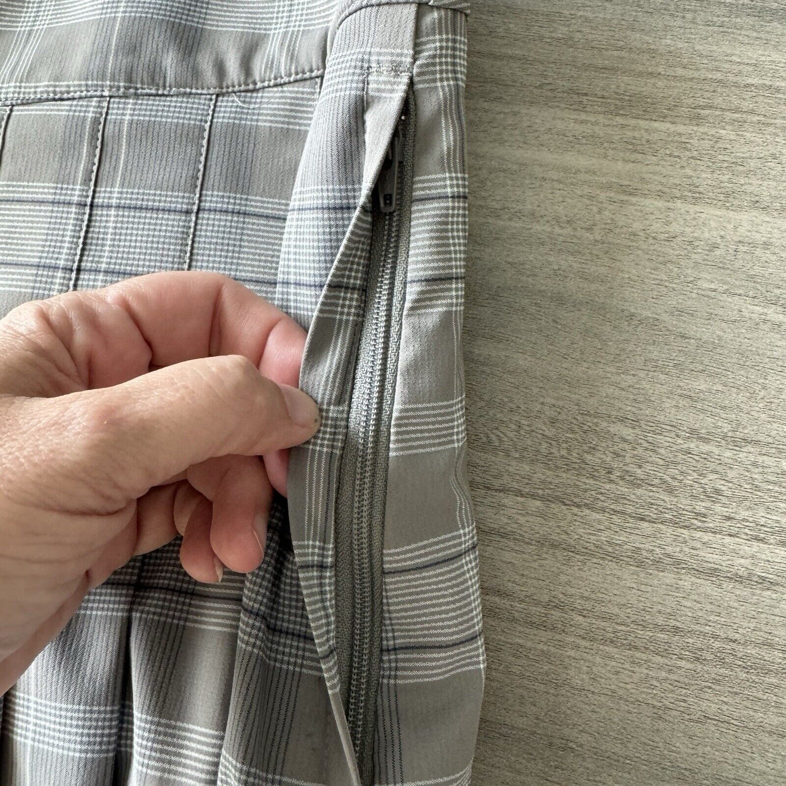 Nike Nike Golf Dri-FIT Plaid Pleated Skort Sz 10 Athletic Stretch Size 32" / US 10 / IT 46 - 4 Thumbnail