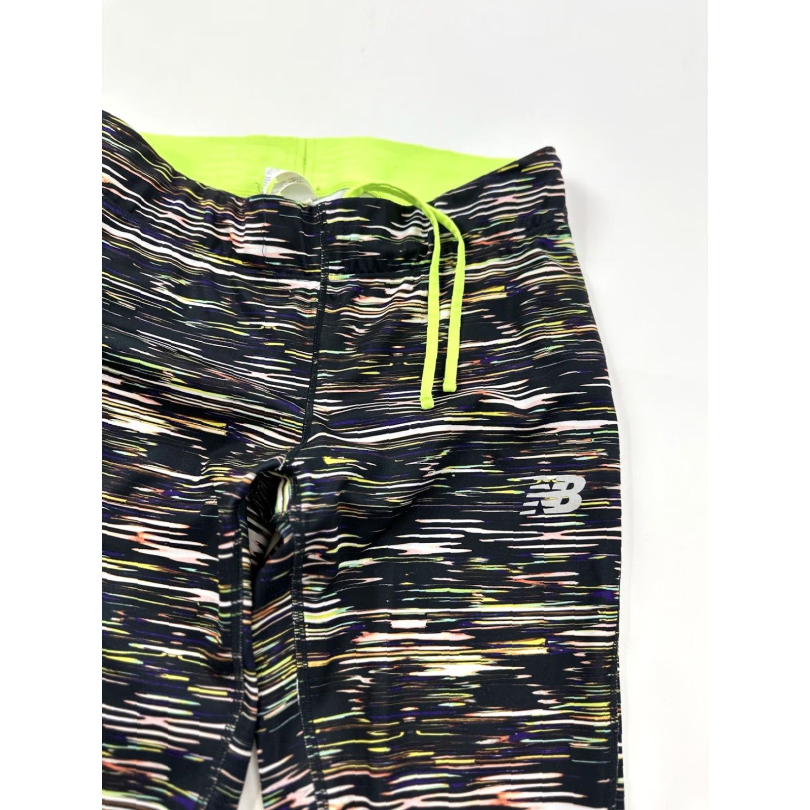 New Balance New Balance Leggings Women’s M Cropped Compression Multicolor Blue Striped Activewear Women's Leggings Size 32" / US 10 / IT 46 - 3 Thumbnail