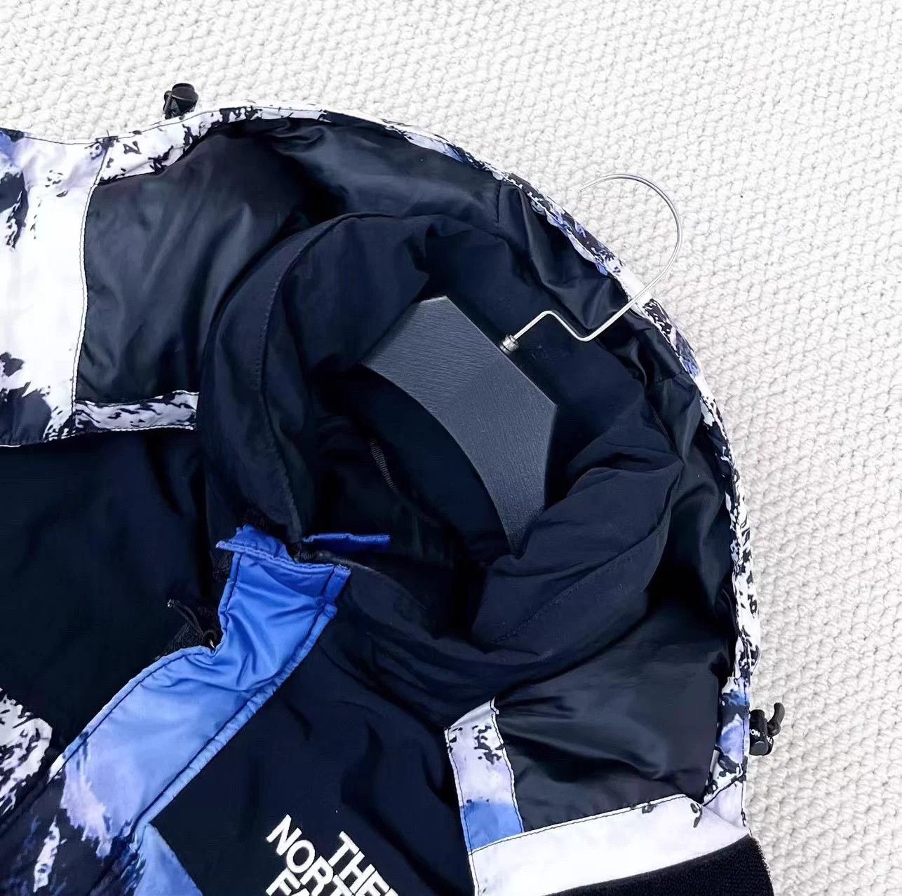 The North Face [Supreme x The North Face] Collaboration Logo on Chest Size M / US 6-8 / IT 42-44 - 4 Thumbnail