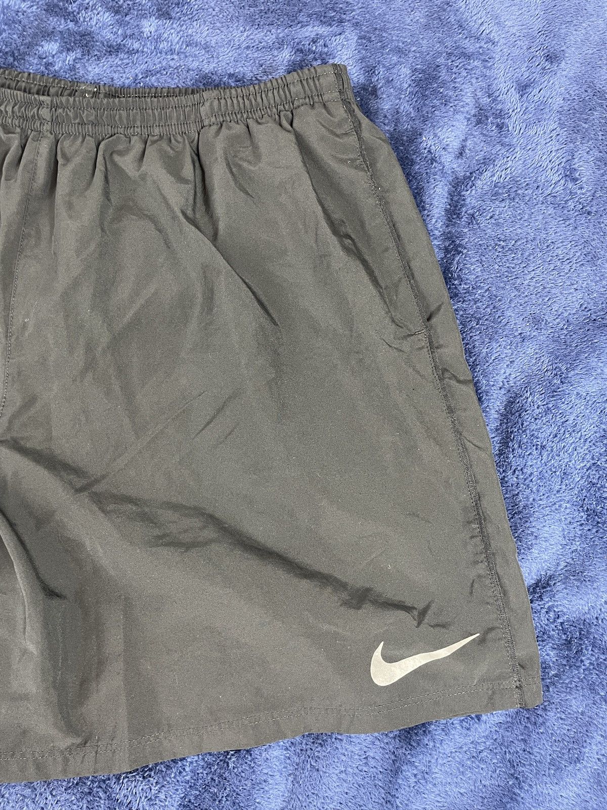 Nike Men’s Large Nike Dri-FIT Challenger 7” Running Shorts Black Size US 32 / EU 48 - 2 Thumbnail