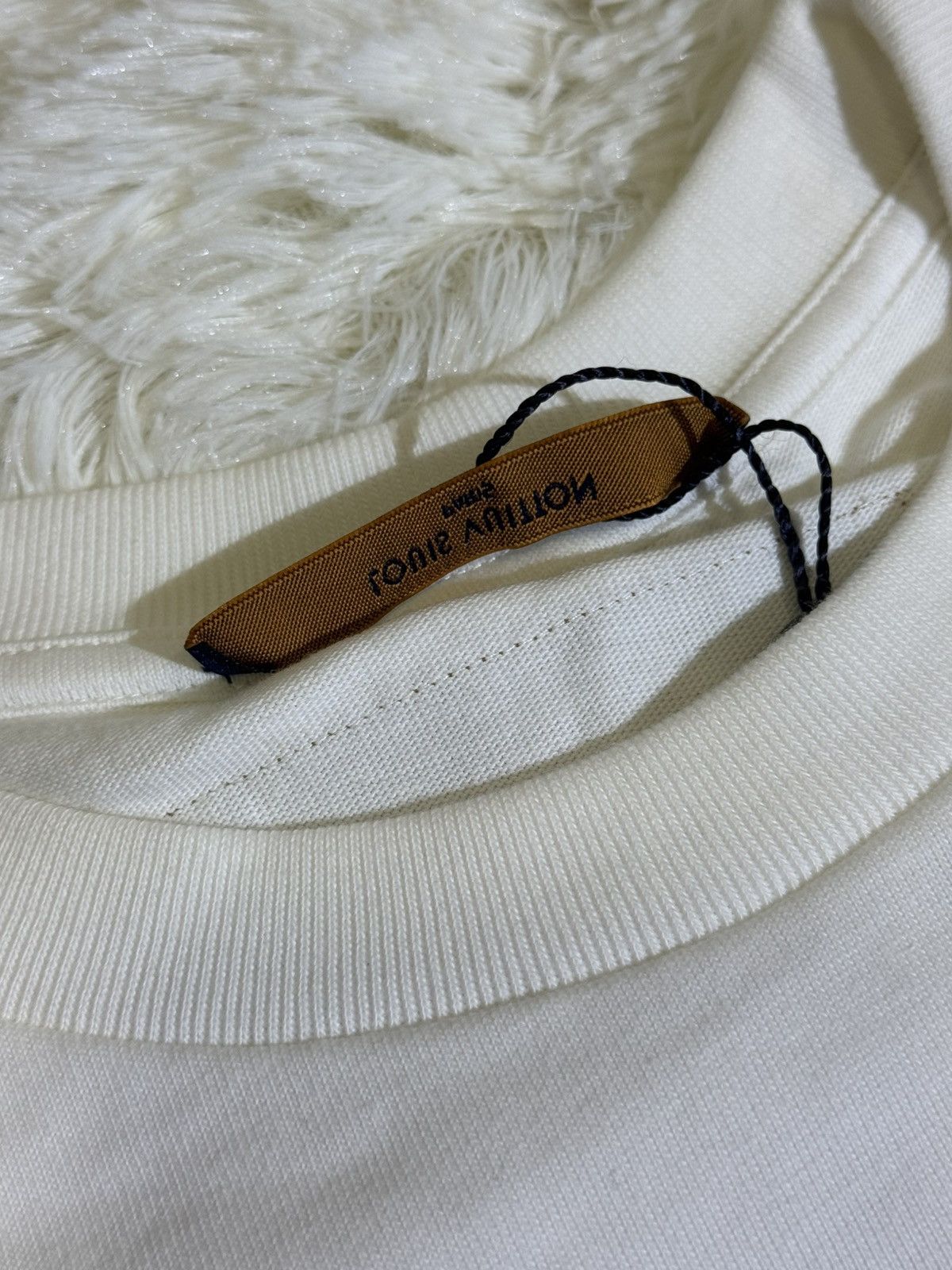 Louis Vuitton Louis Vuitton white t shirt Size US S / EU 44-46 / 1 - 4 Thumbnail