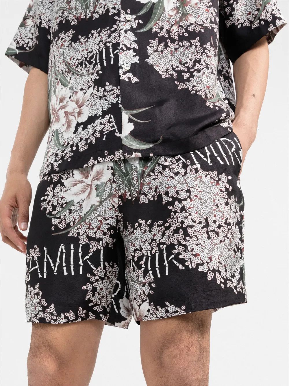 Amiri o1y0525 Short in Black/White Size US 34 / EU 50 - 3 Thumbnail