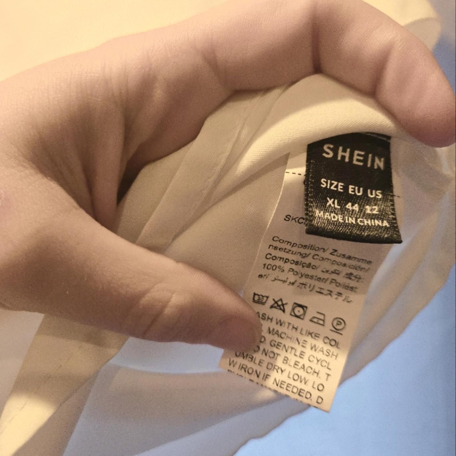 Shein White Flutter Sleeve Top Size XL / US 12-14 / IT 48-50 - 5 Thumbnail