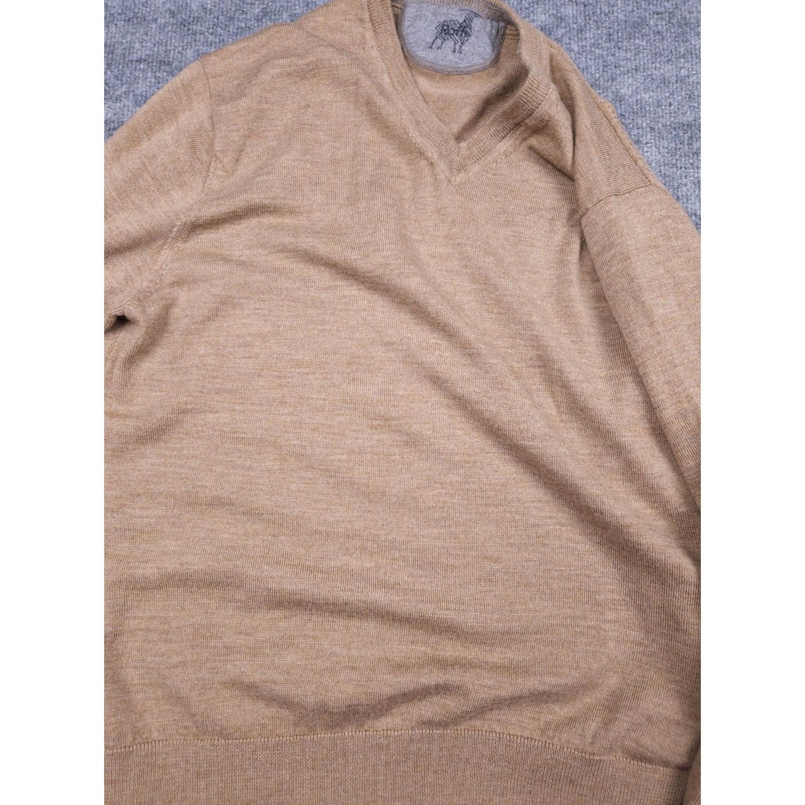 Vintage RAFFI Sweater Men XL Brown 100% Merino Wool V-Neck Soft Pullover Knit Solid Regular Winter Fall Spring Casual Business Size US XL / EU 56 / 4 - 5 Thumbnail