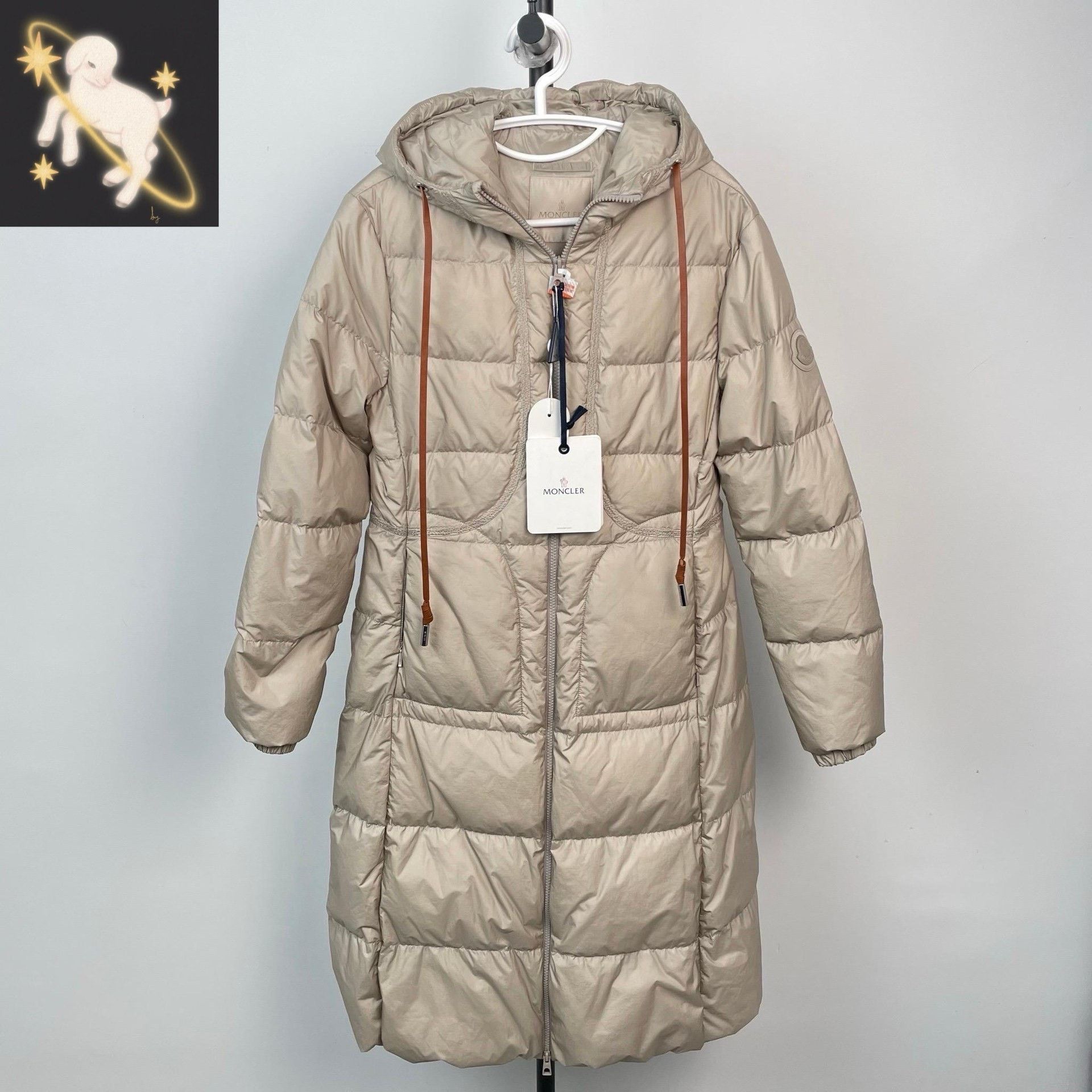Moncler Moncler Down Long Beige Down Jacket S Women Size S / US 4 / IT 40 - 1 Thumbnail