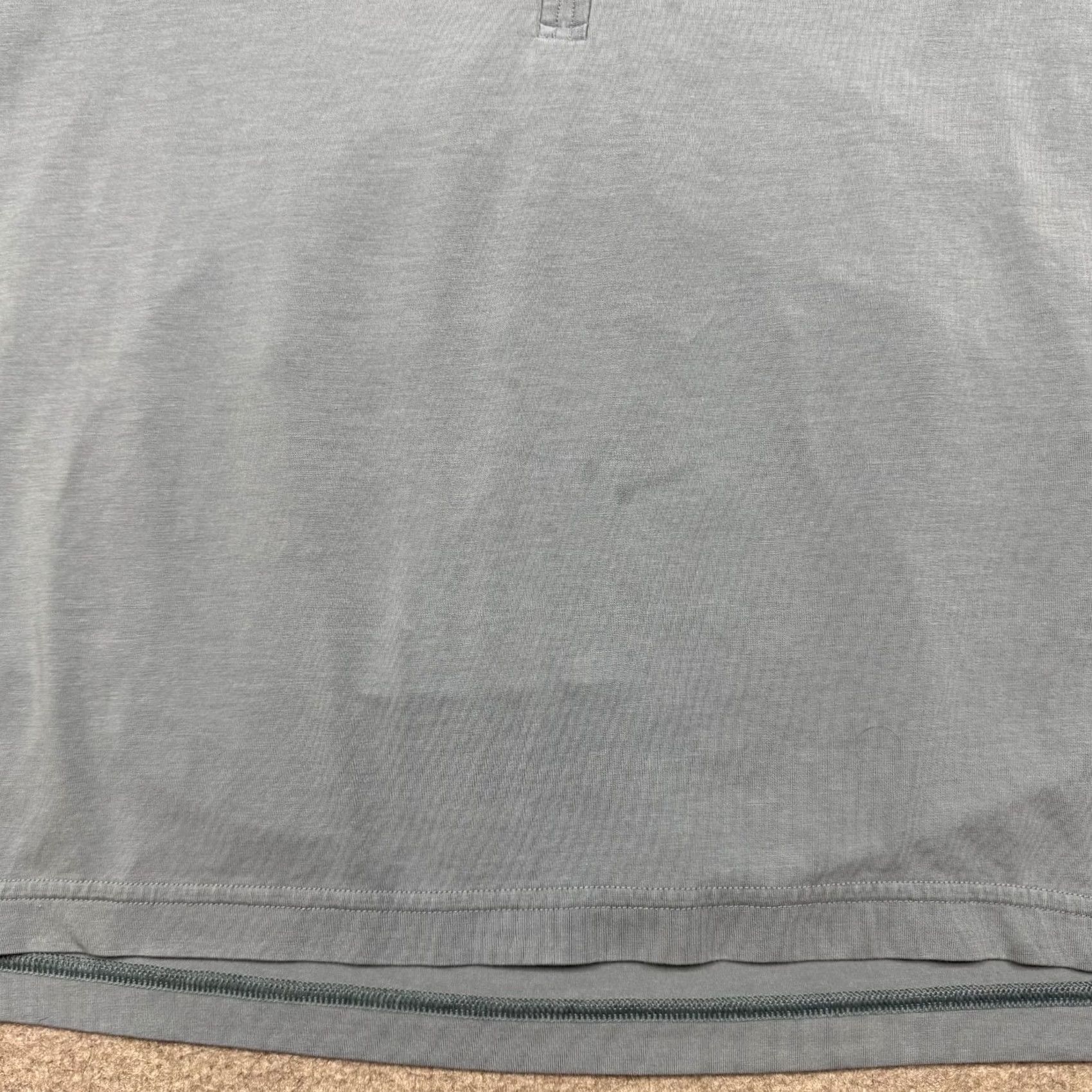 Lululemon Lululemon Women's Blue V Neck Pullover Long Sleeve Lightweight Tee Shirt Size 4 Size S / US 4 / IT 40 - 3 Thumbnail