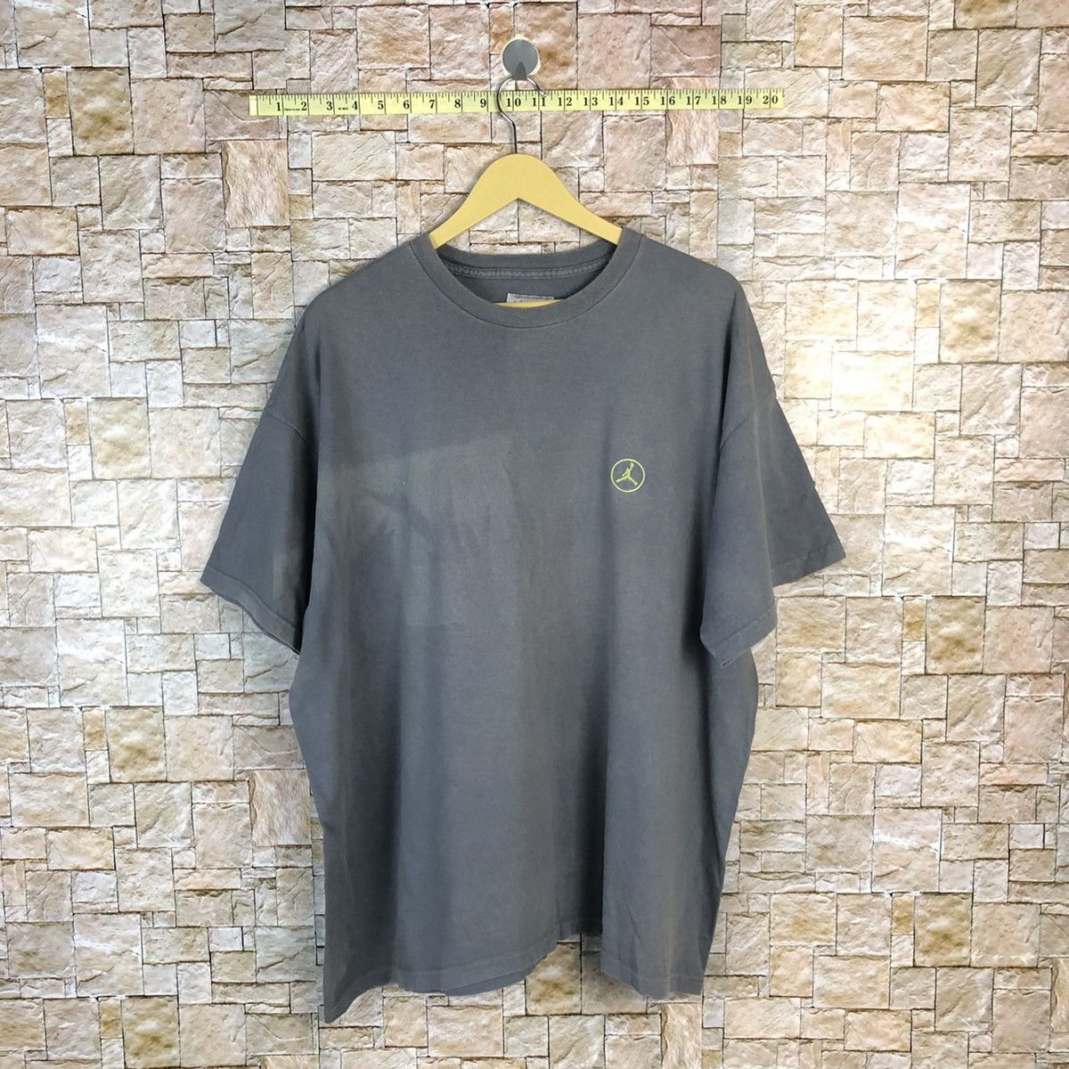 Jordan Brand Jordan Brand Nike faded Grey vintage tee #A540 Size US XL / EU 56 / 4 - 5 Thumbnail