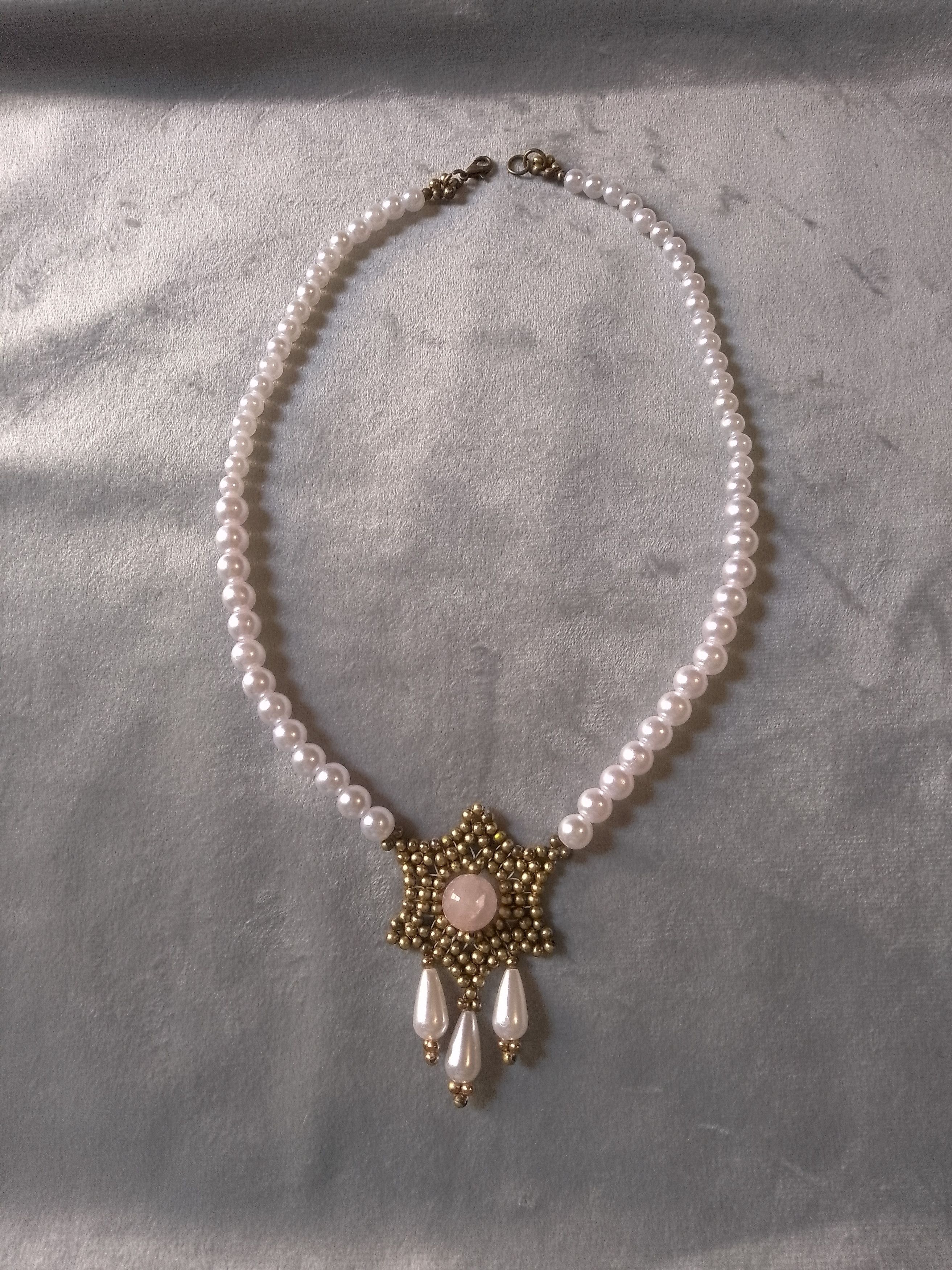 Handmade Elegant Pearls necklace Rose quartz Renaissance style Size ONE SIZE - 2 Thumbnail