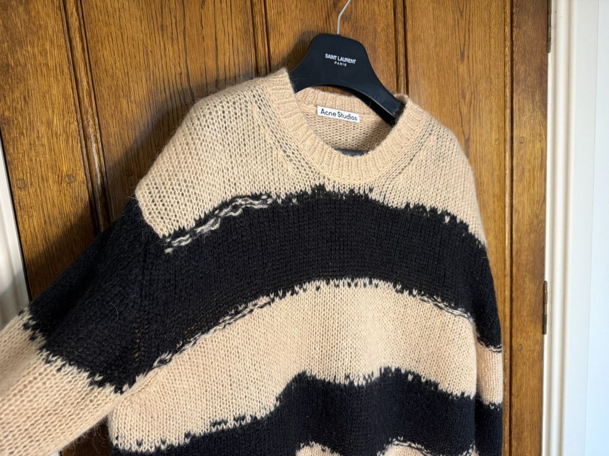 Acne Studios Acne Studios mohair knit sweater distressed grail Size US L / EU 52-54 / 3 - 15 Thumbnail