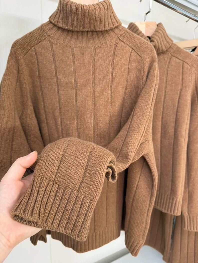 Loro Piana Loro Piano 100% Baby Cashmere Sweater- Size US M / EU 48-50 / 2 - 3 Thumbnail