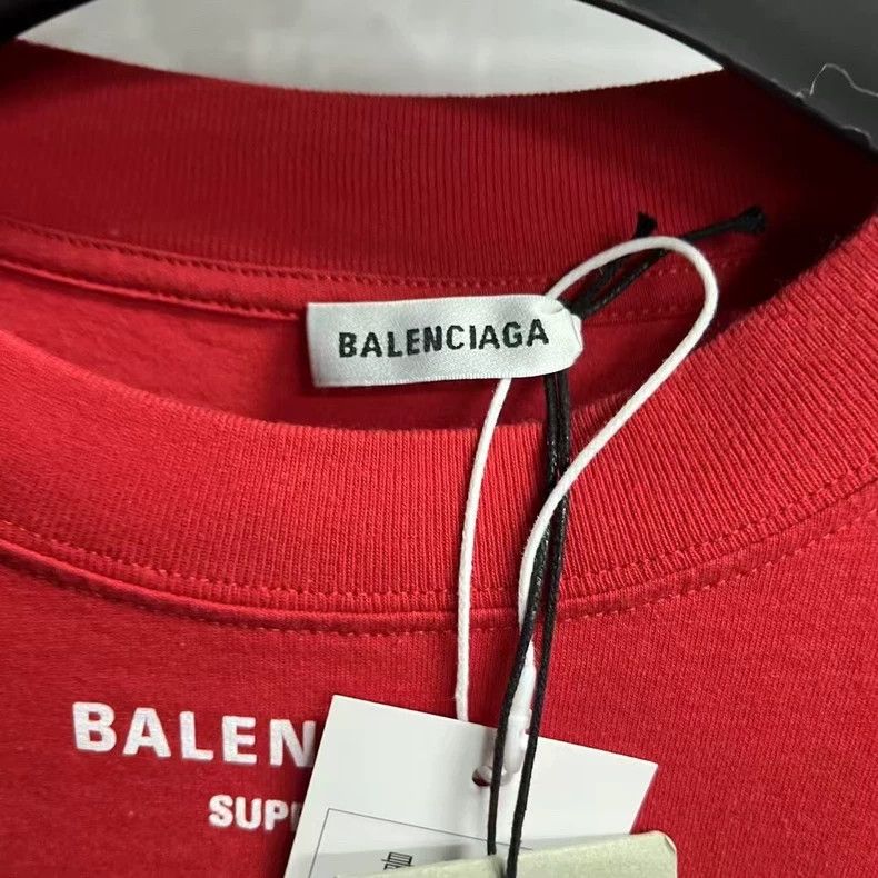 Balenciaga Balenciaga Loose crewneck short sleeve T-shirt with red lo Size US XS / EU 42 / 0 - 2 Thumbnail