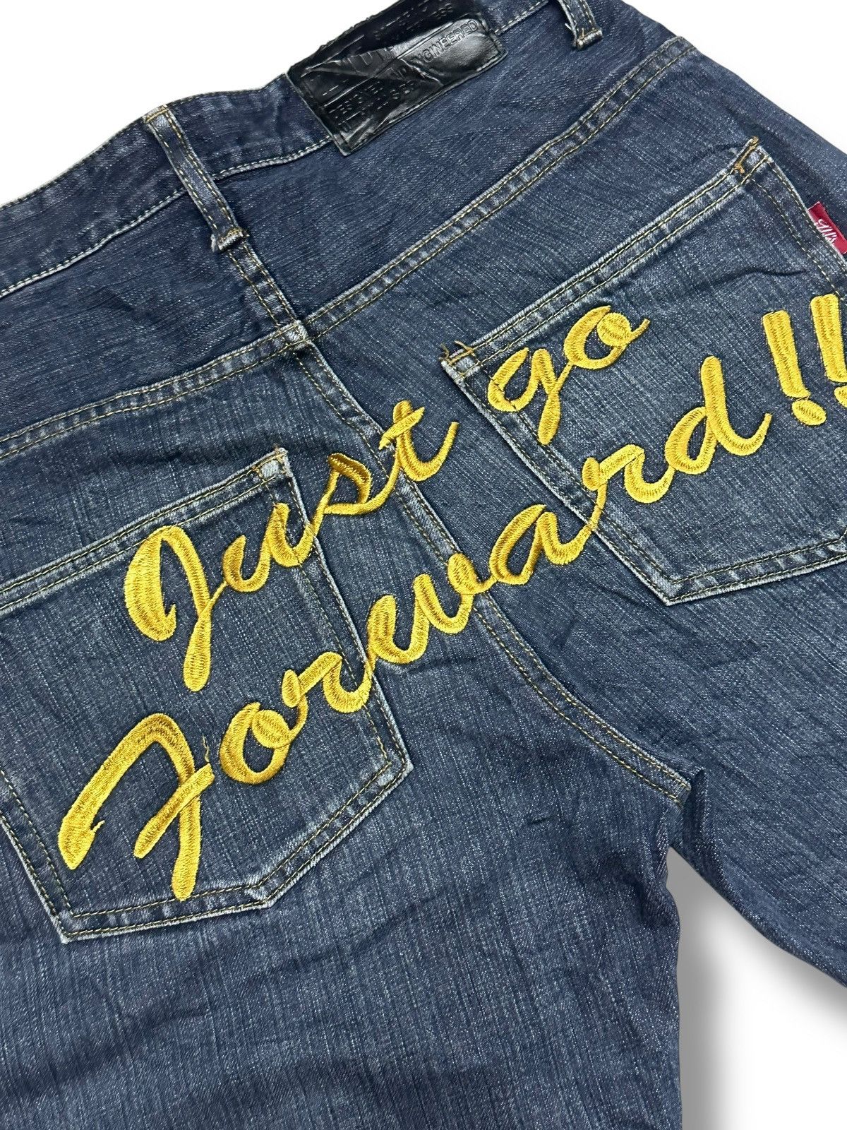 Other ill's Vintage Jeans Embroidered Baggy Loose Style Faded Wash Size US 31 - 6 Thumbnail