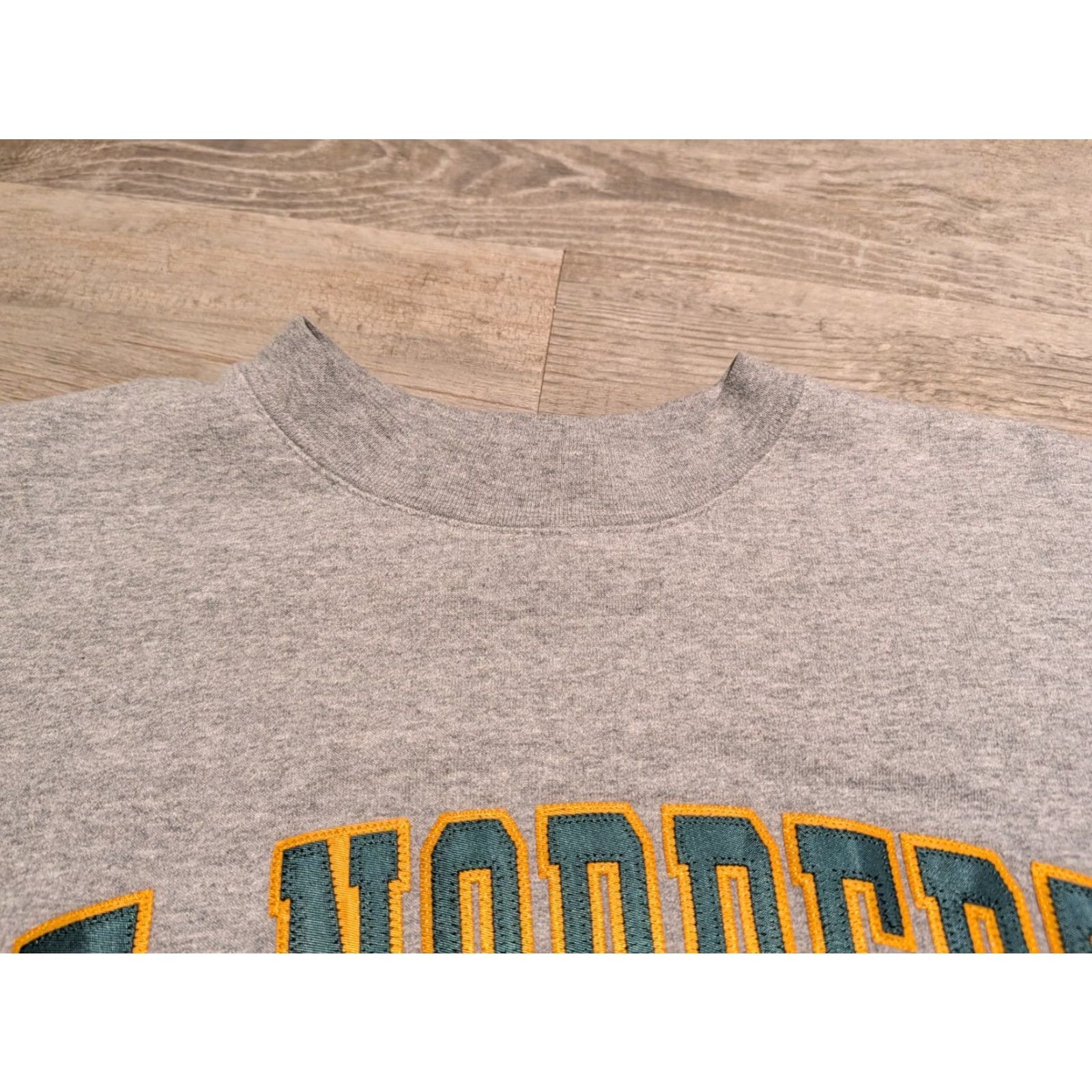 Champion VINTAGE Champion Sweatshirt Crewneck Unisex Adults Gray Large College St. Norbert Size US L / EU 52-54 / 3 - 7 Thumbnail