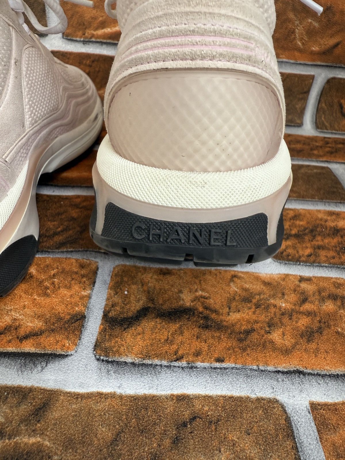 Chanel 🔥CC Logo trainers Size US 7.5 / IT 37.5 - 22 Thumbnail