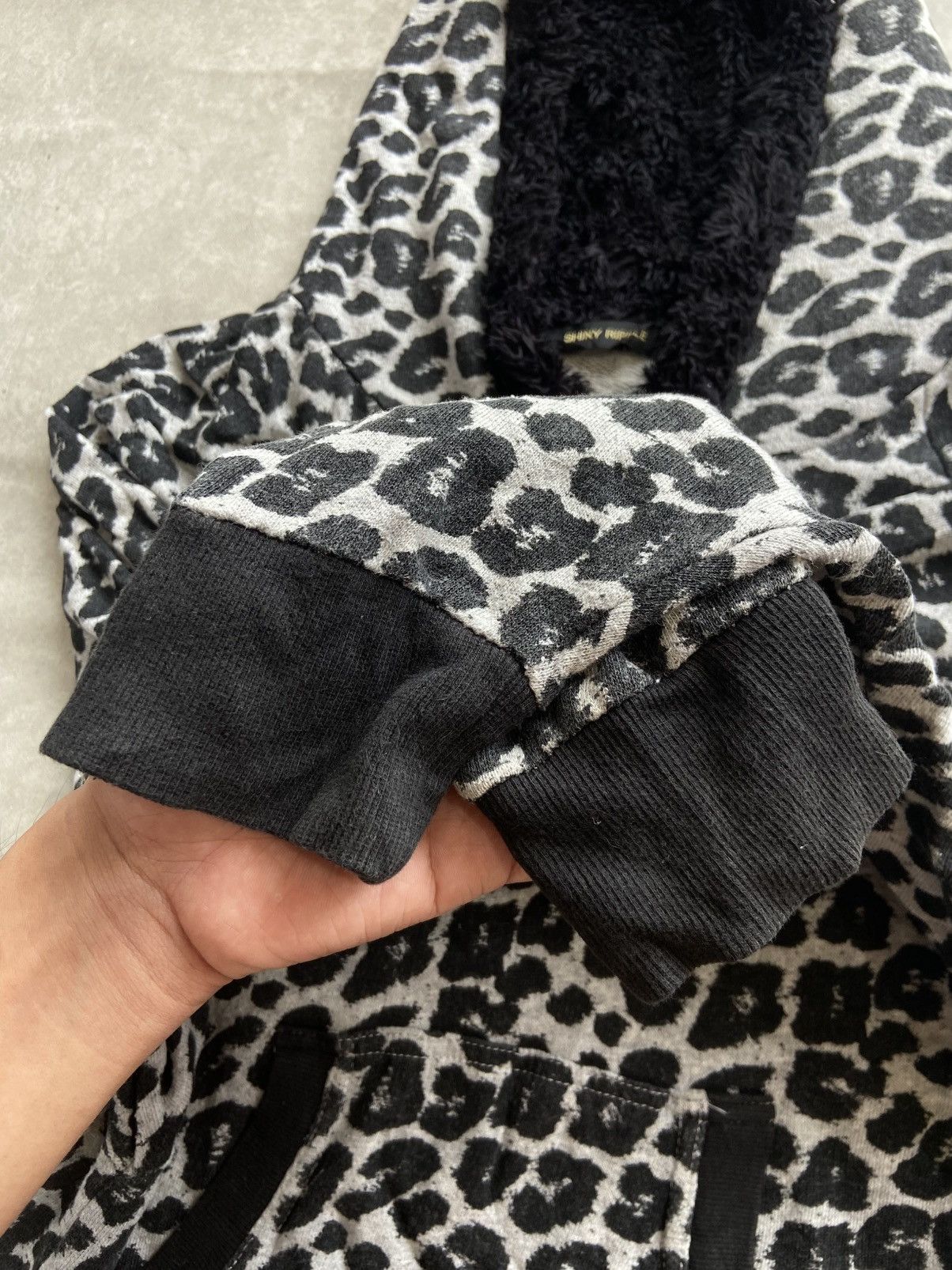 If Six Was Nine × Japanese Brand Shinny Ripple Fur Leopard Hoodies Size M / US 6-8 / IT 42-44 - 4 Thumbnail
