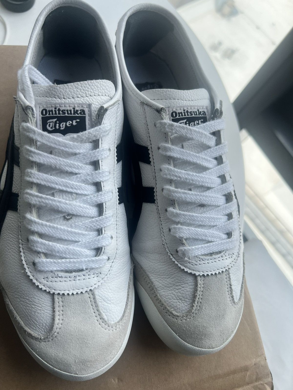 Onitsuka Tiger Onitsuka Tiger Mexico 66, White/Black Size US 9 / EU 42 - 7 Thumbnail