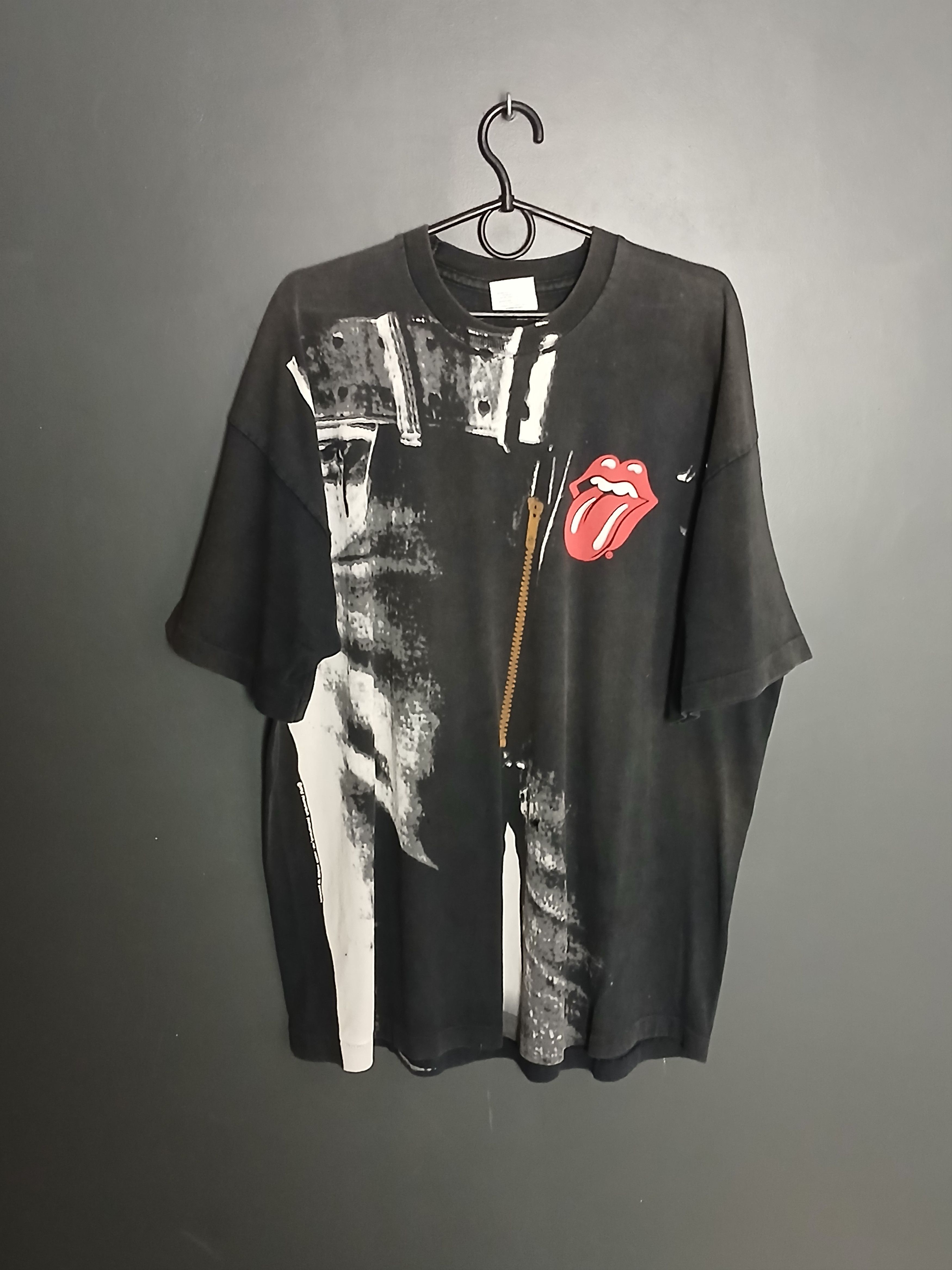 The Rolling Stones Vintage 1995 The Rolling Stones Sticky Fingers T-Shirt Size US XXL / EU 58 / 5 - 2 Thumbnail