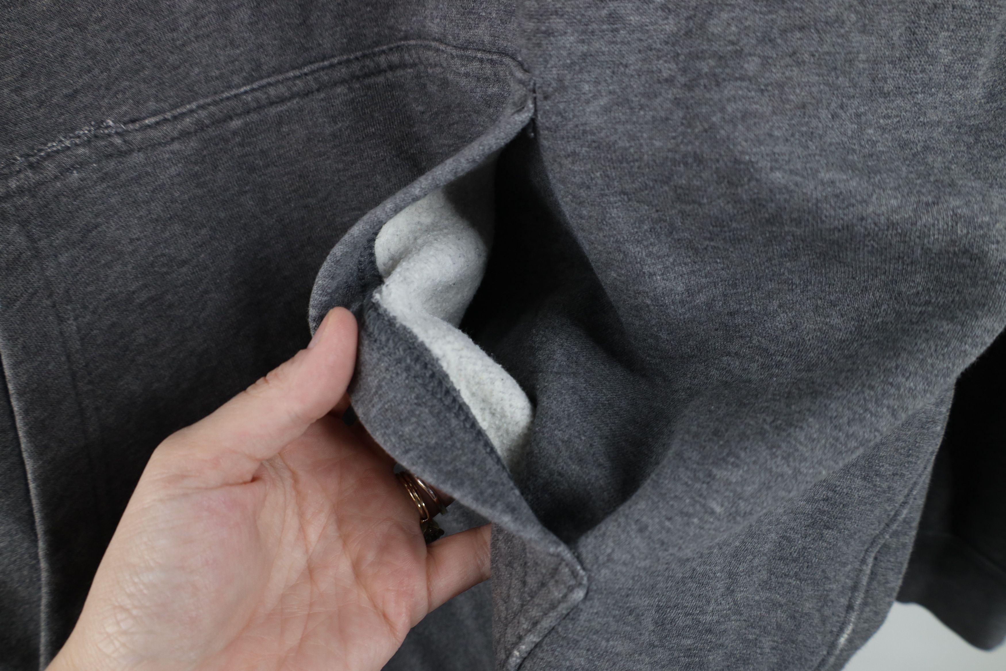Nike Vintage Nike Travis Scott Mini Swoosh Spell Out Hoodie Gray Size US L / EU 52-54 / 3 - 7 Thumbnail