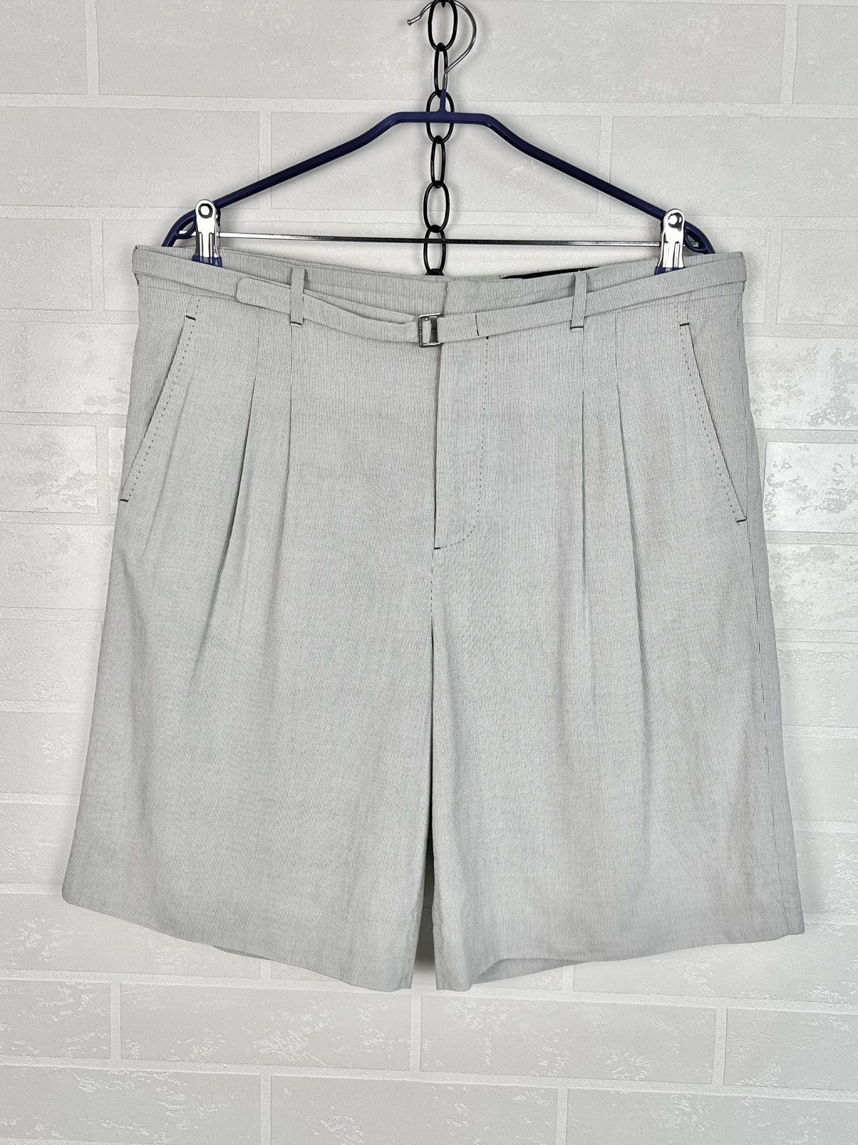 Louis Vuitton LOUIS VUITTON Shorts Chino Strap LV Plaid Cotton Gray Men's Size US 34 / EU 50 - 1 Thumbnail