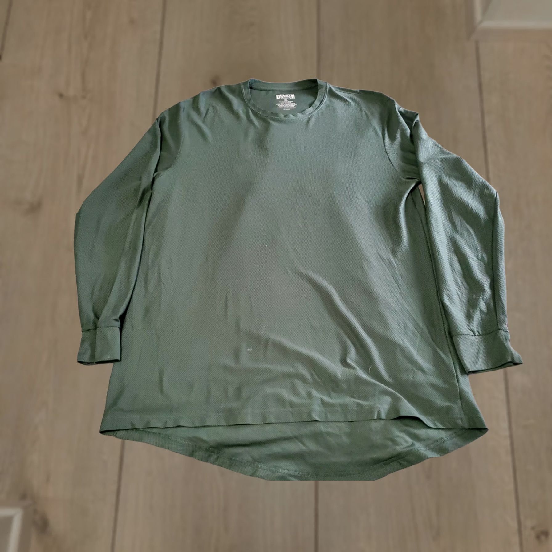 CO Duluth Trading Co Mens Pullover Longtail Green Knit Long Sleeve Shirt XL Green Knit Longtail Tee Mens Shirts Size US XL / EU 56 / 4 - 1 Thumbnail