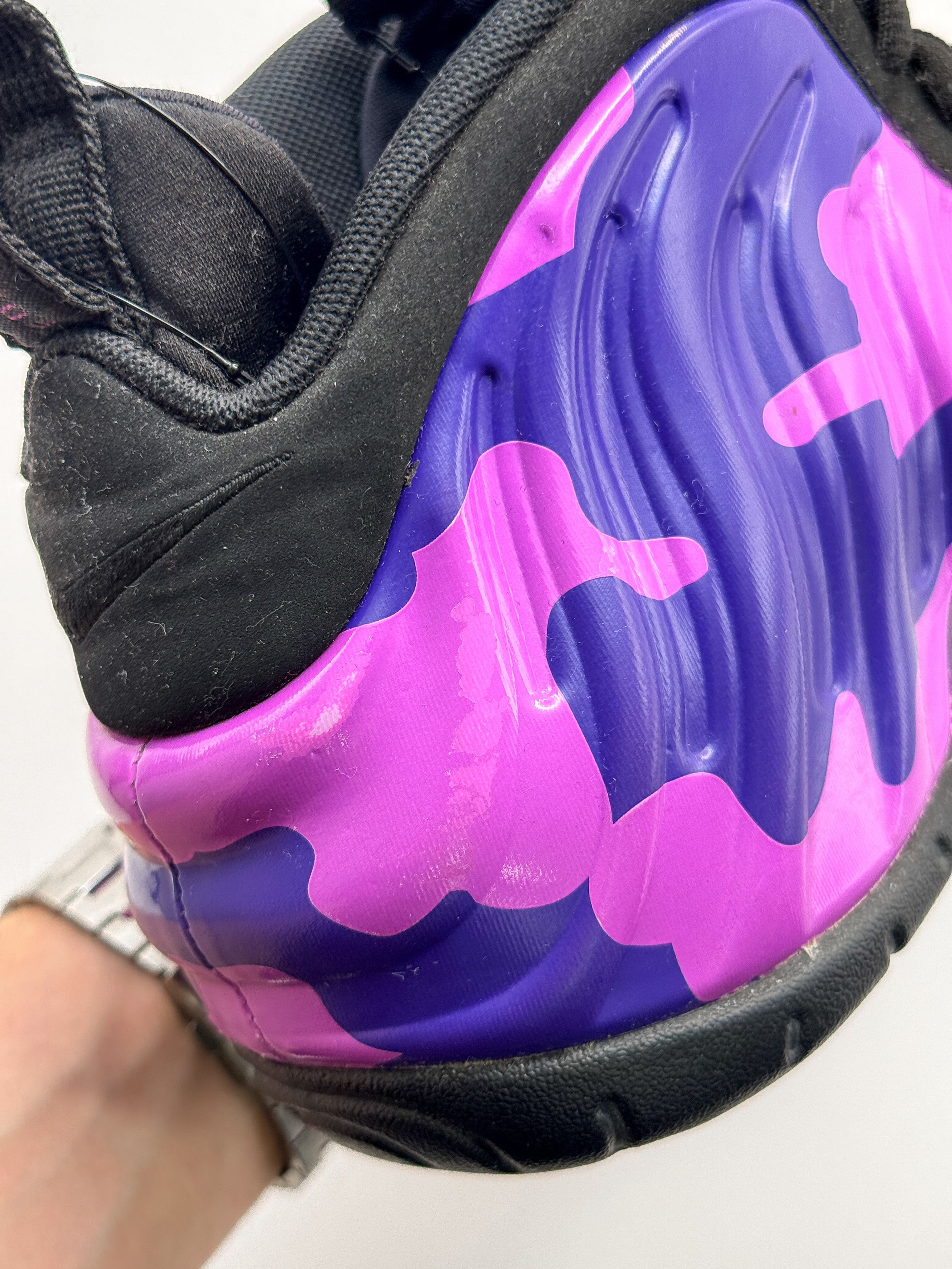 Nike Nike Air Foamposite Pro "Purple Camo" Hyper Violet 2019 Size US 10.5 / EU 43-44 - 14 Thumbnail
